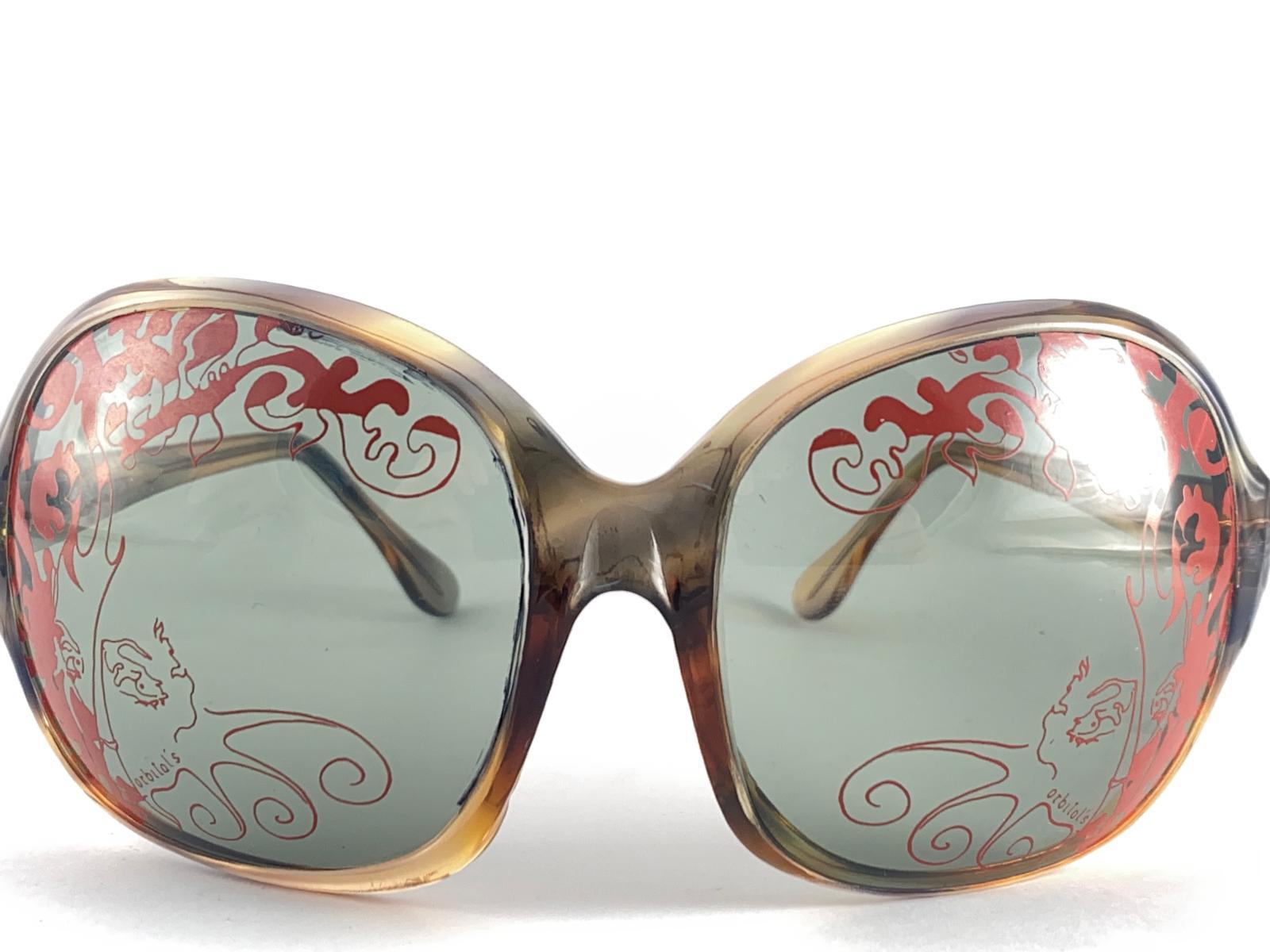 Vintage Celloflex „ Orbitol's“ Übergroße bedruckte Vintage-Sonnenbrille mit Lens (Grau) im Angebot