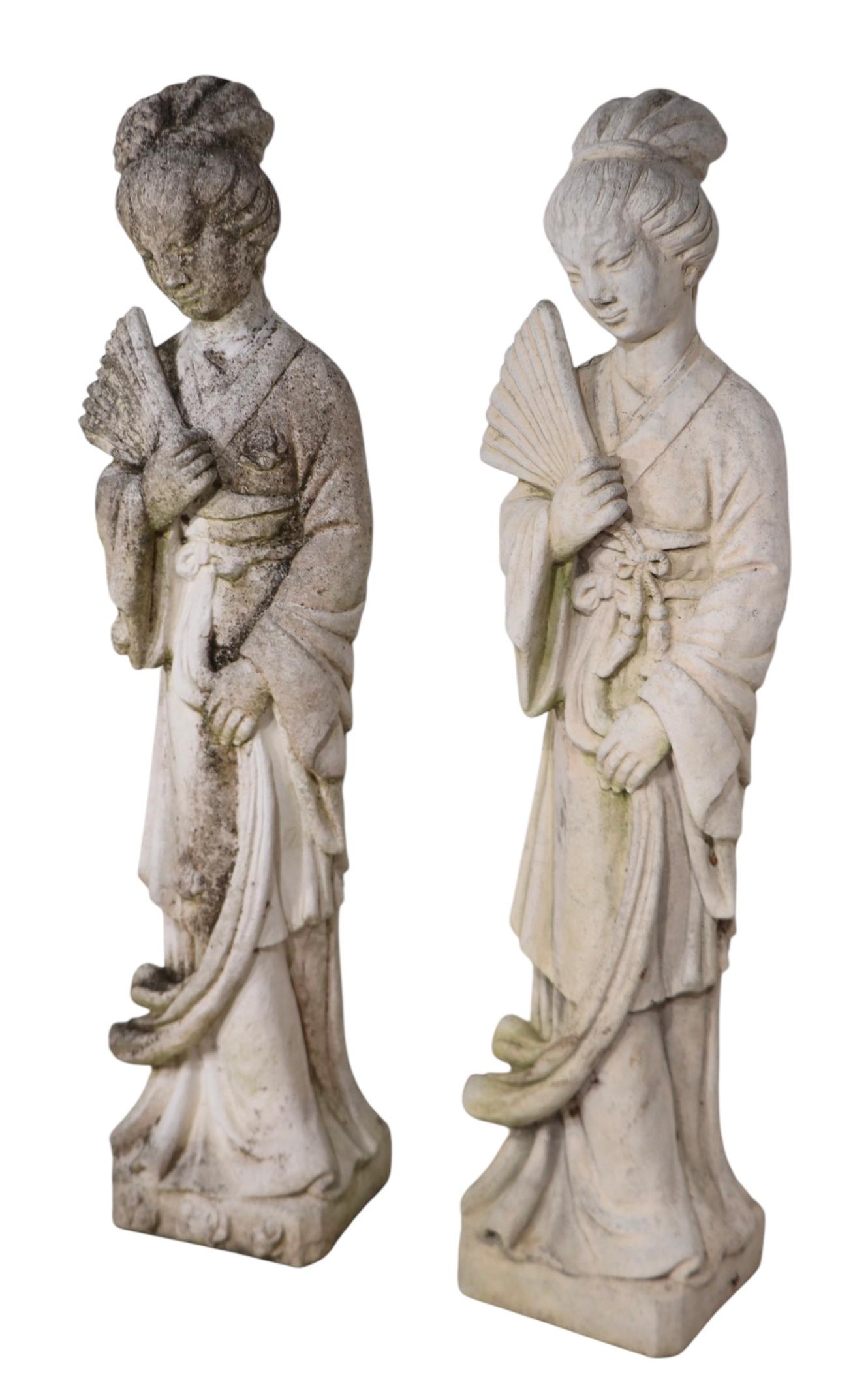 Statue de jeune fille Geisha vintage en ciment deux disponibles en vente 4