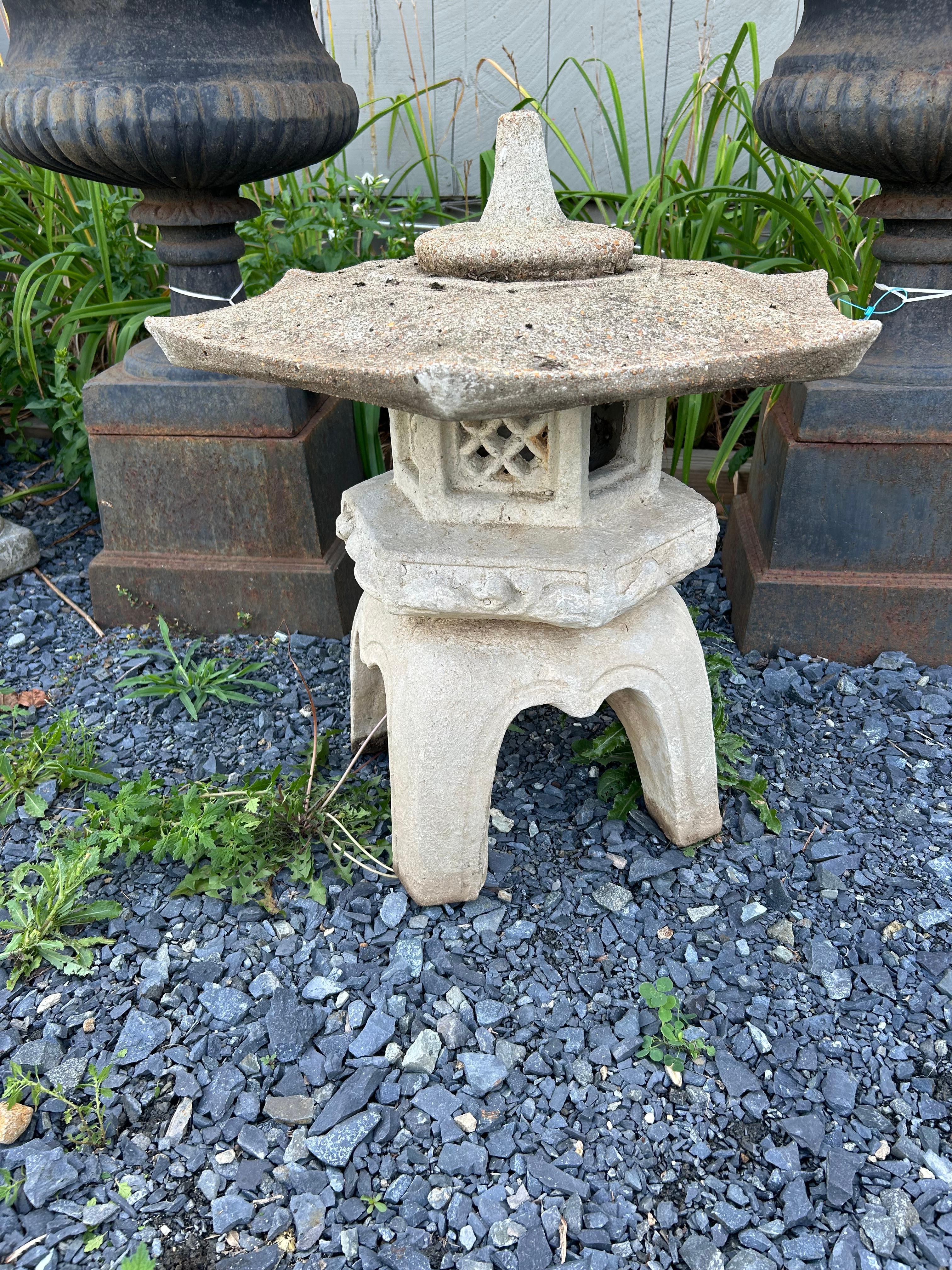 Vintage Cement Japanese Yukimi Gaga Ishidoro Pagoda Lantern Garden Sculpture For Sale 6