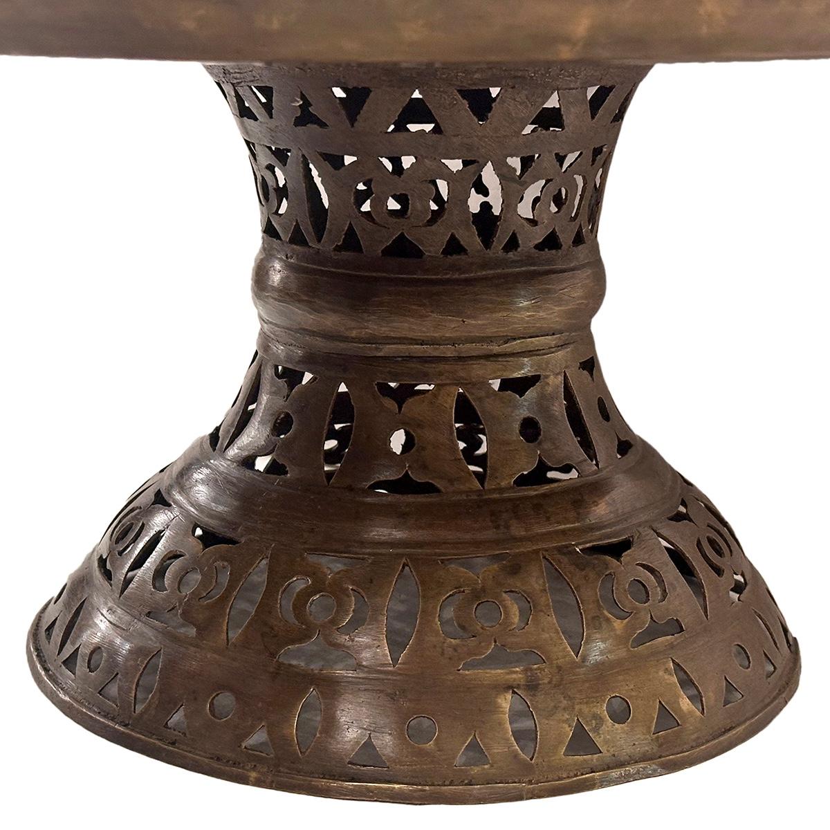 Vintage Center Table Tray In Good Condition For Sale In New York, NY