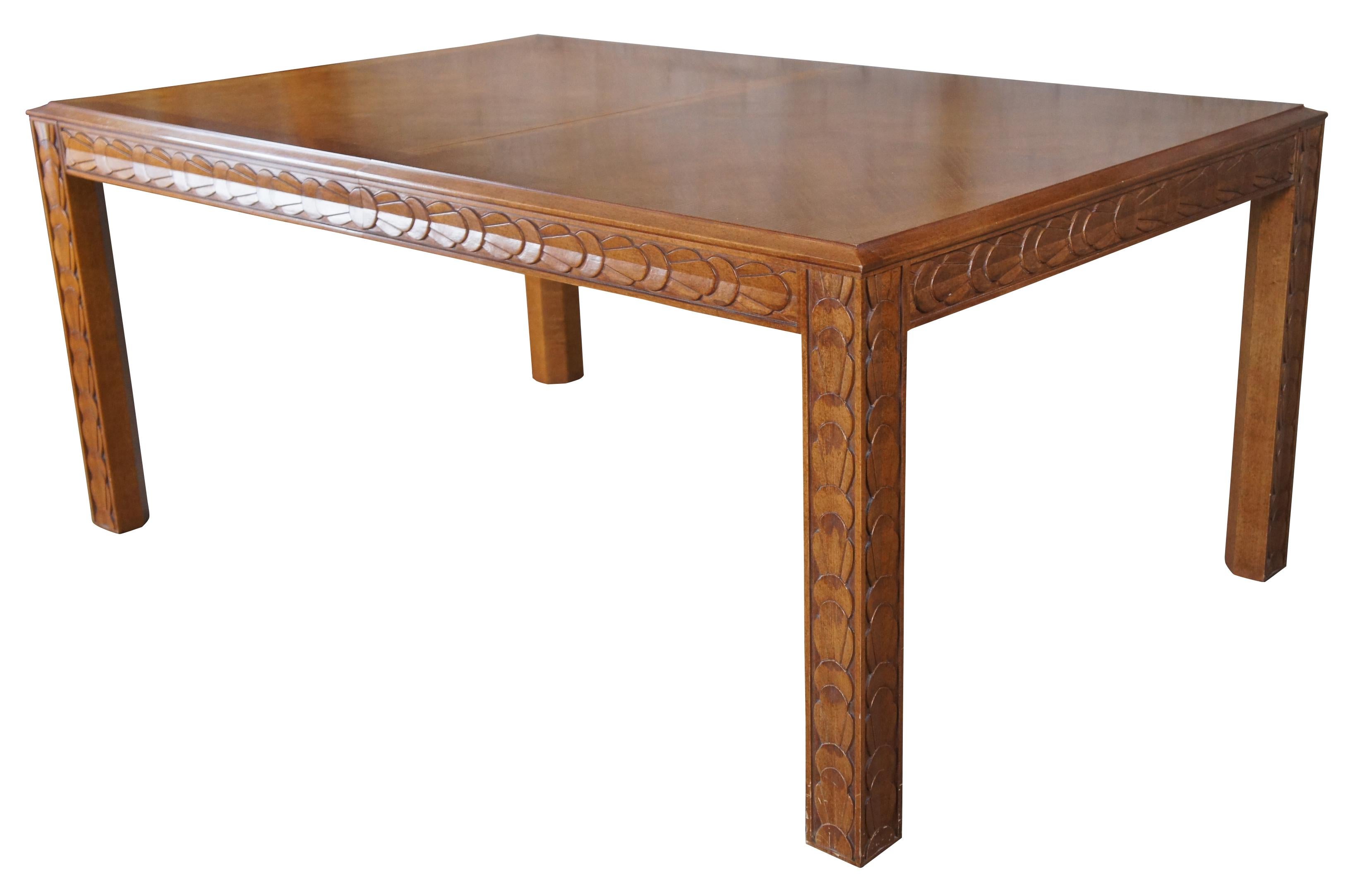 Vintage Century Furniture extendable dining table. Made of maple featuring Parsons style modernist rectangular form with low relief fretwork accents.

Measures: 44
