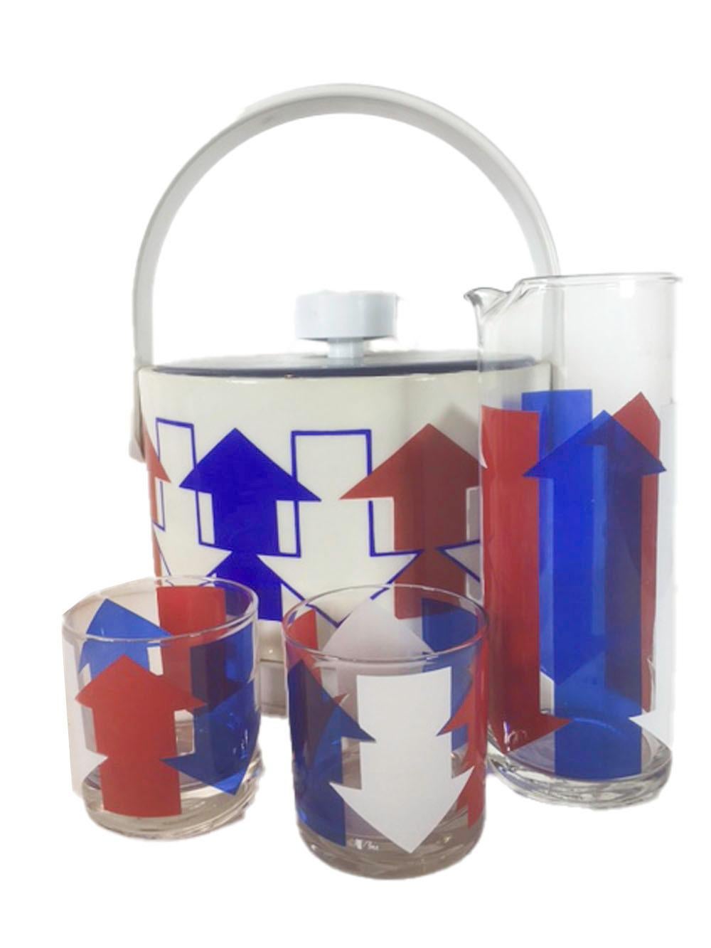 20ième siècle Ensemble de verres de bar vintage Cera, verres à flèche rouges, blanches et bleues en vente