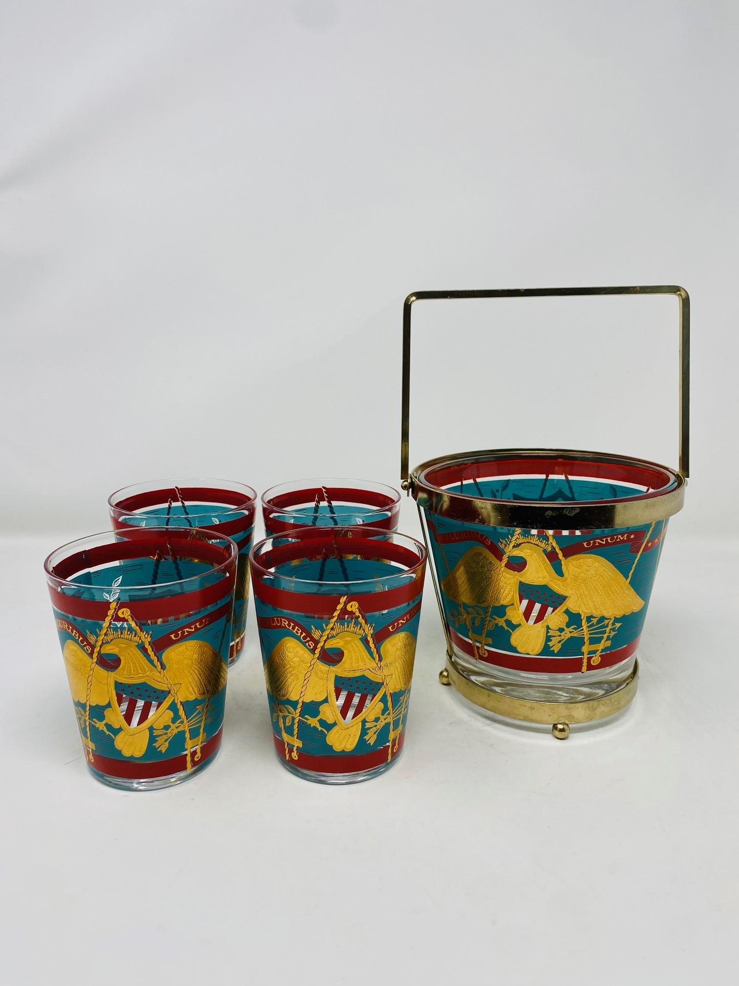 Américain Verres de bar et seau à glace Cera Gold Eagle E Pluribus Unum en vente
