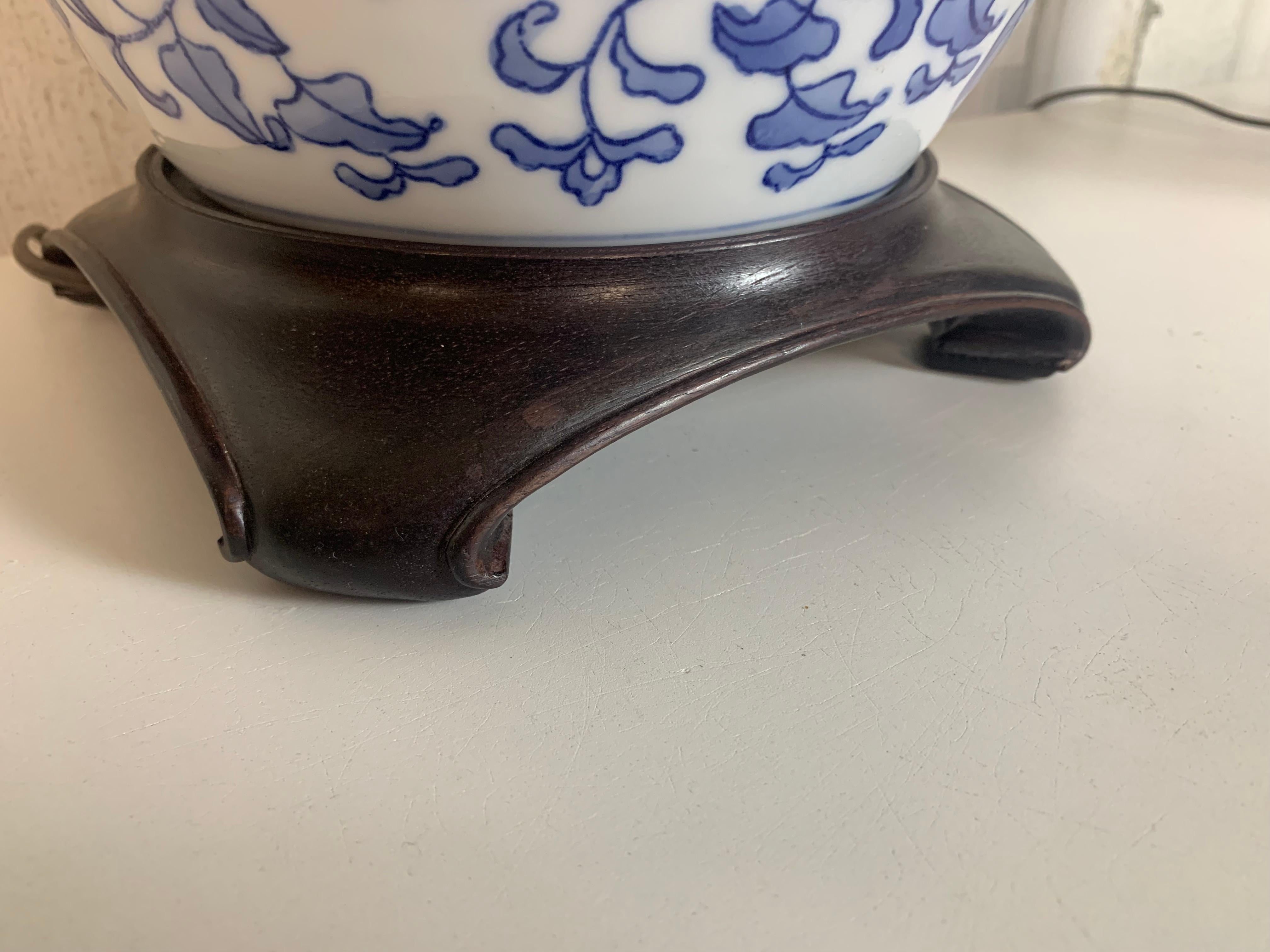 Hand-Painted Vintage Ceramic Blue and White Ginger Jar Lamps Made in Hong Kong For Sale