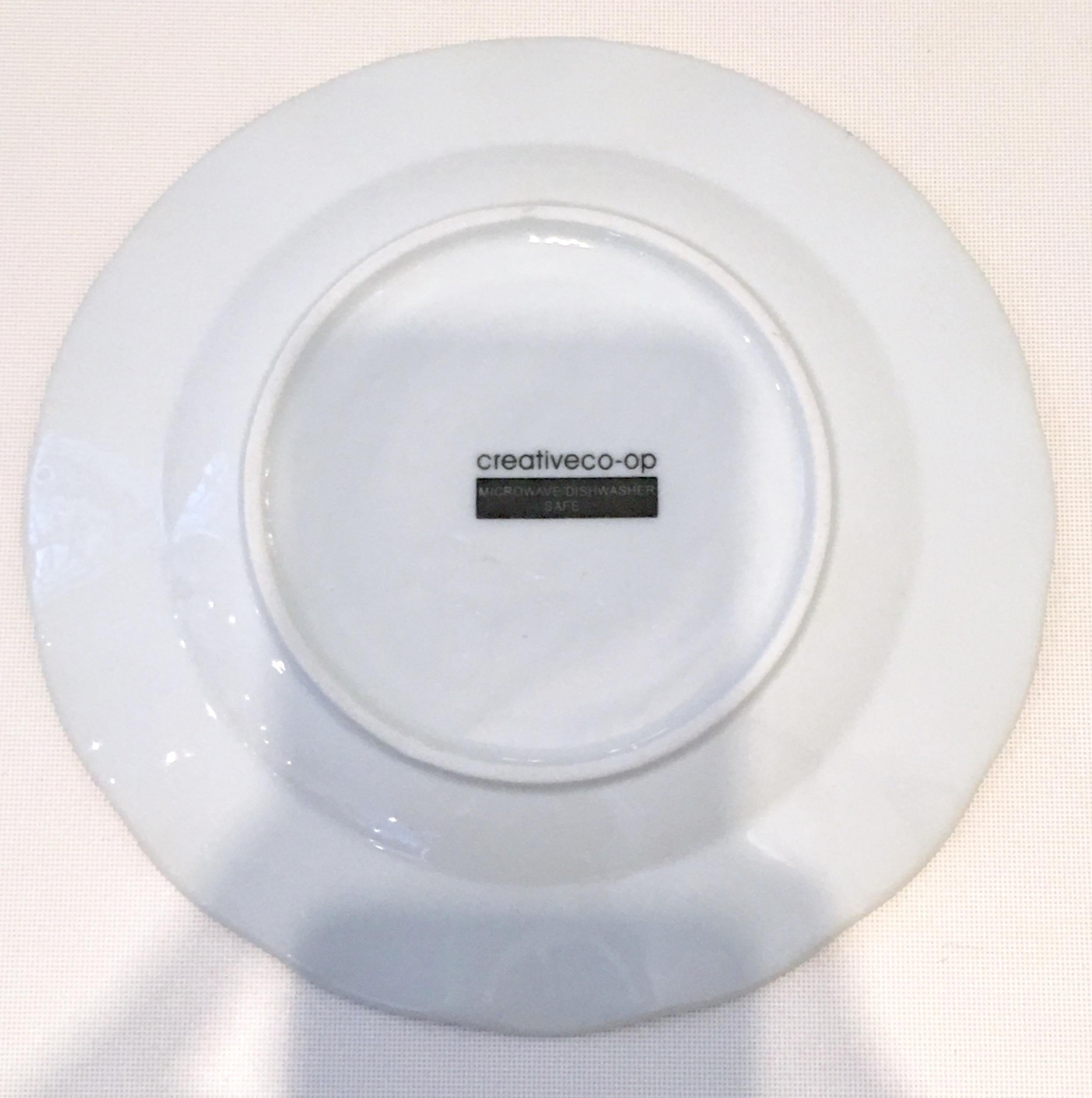 Vieille cÃ©ramique bleue & blanc Salad/Dessert Plates S/9 by:: Creativeco-Op Bon état à West Palm Beach, FL