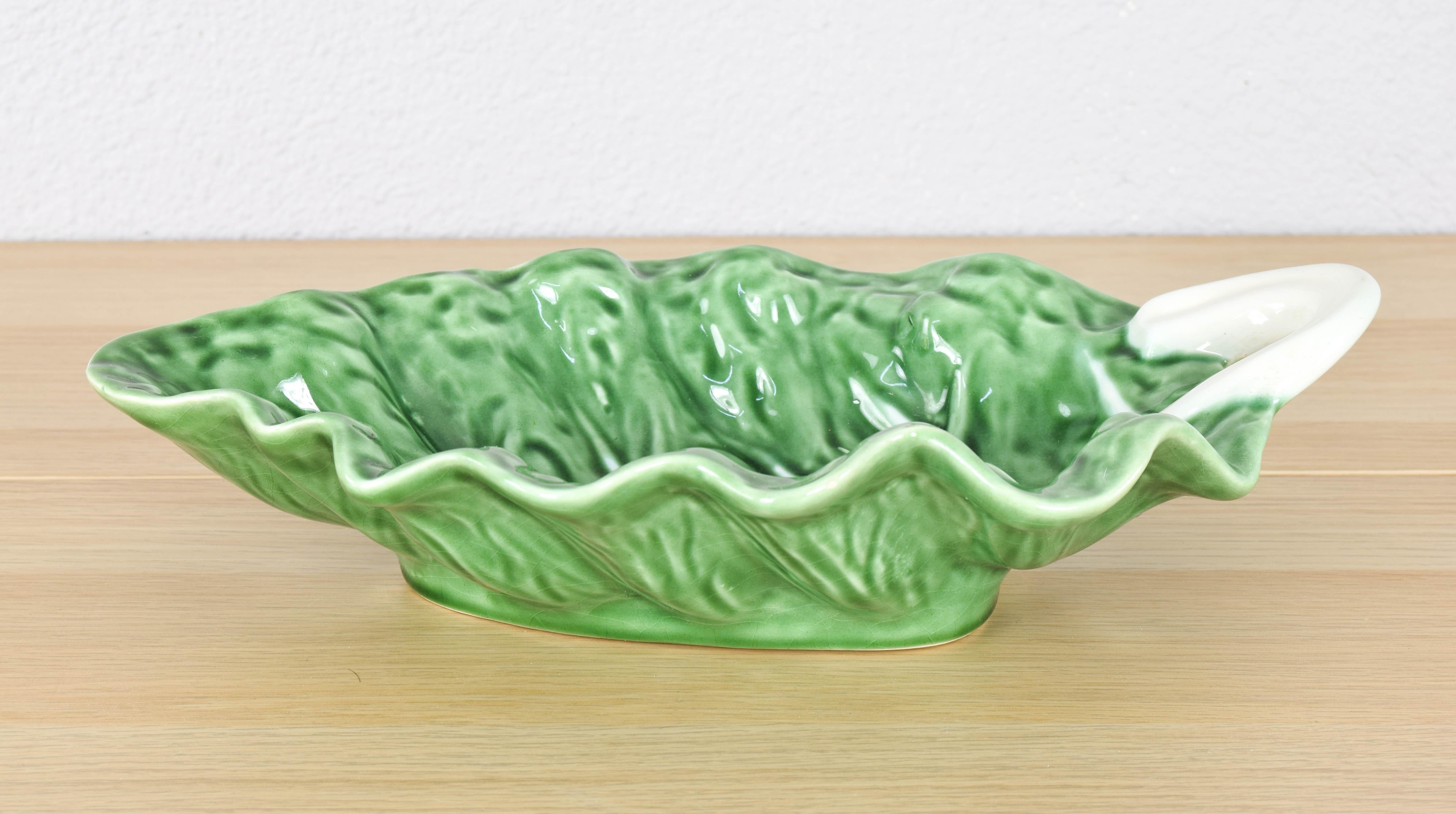 Mid-20th Century Vintage Ceramic Bordallo Pinheiro Cabbage Leaf Salad Bowl, Portugal 60s For Sale