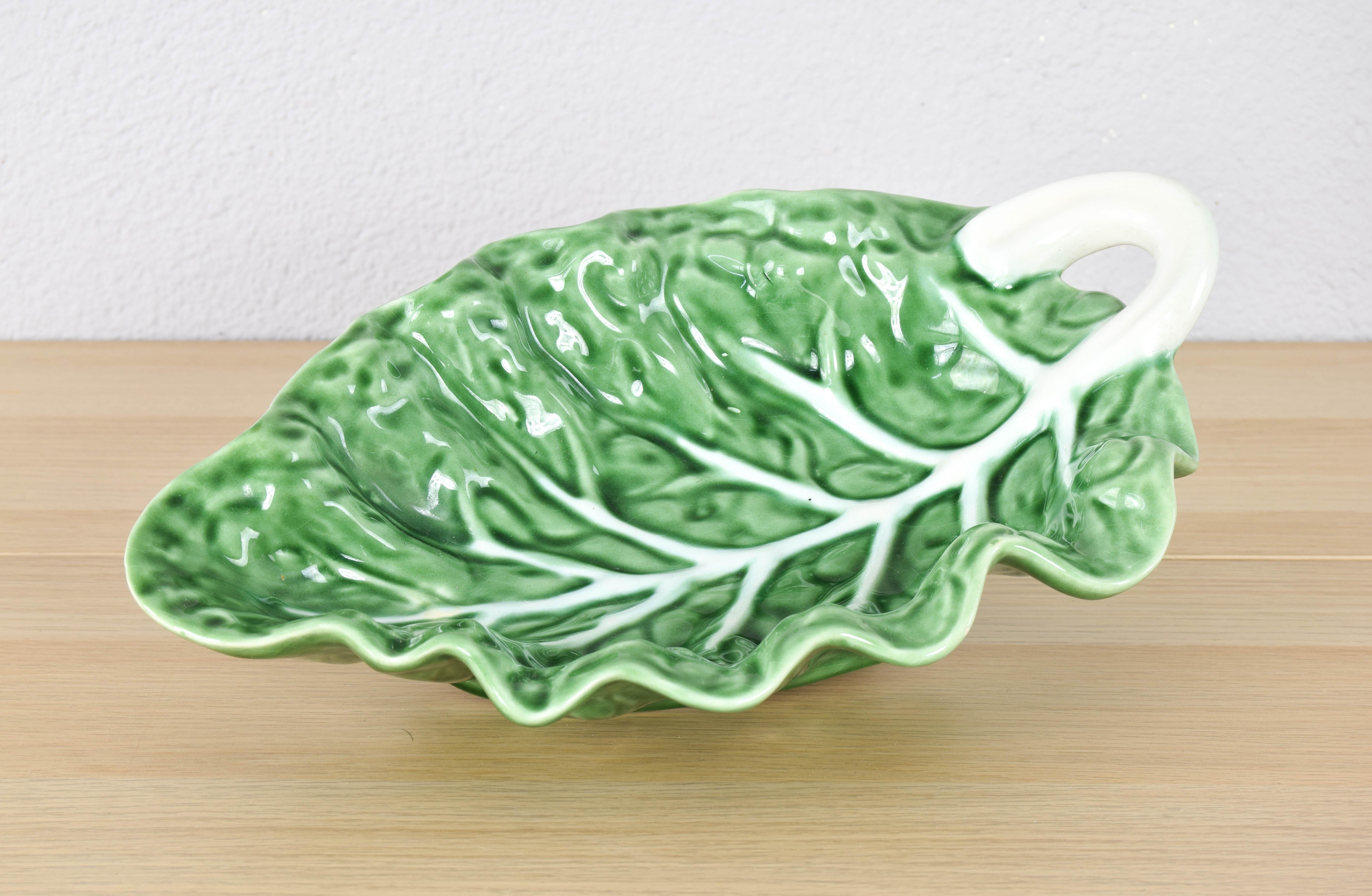 Vintage Ceramic Bordallo Pinheiro Cabbage Leaf Salad Bowl, Portugal 60s For Sale 2