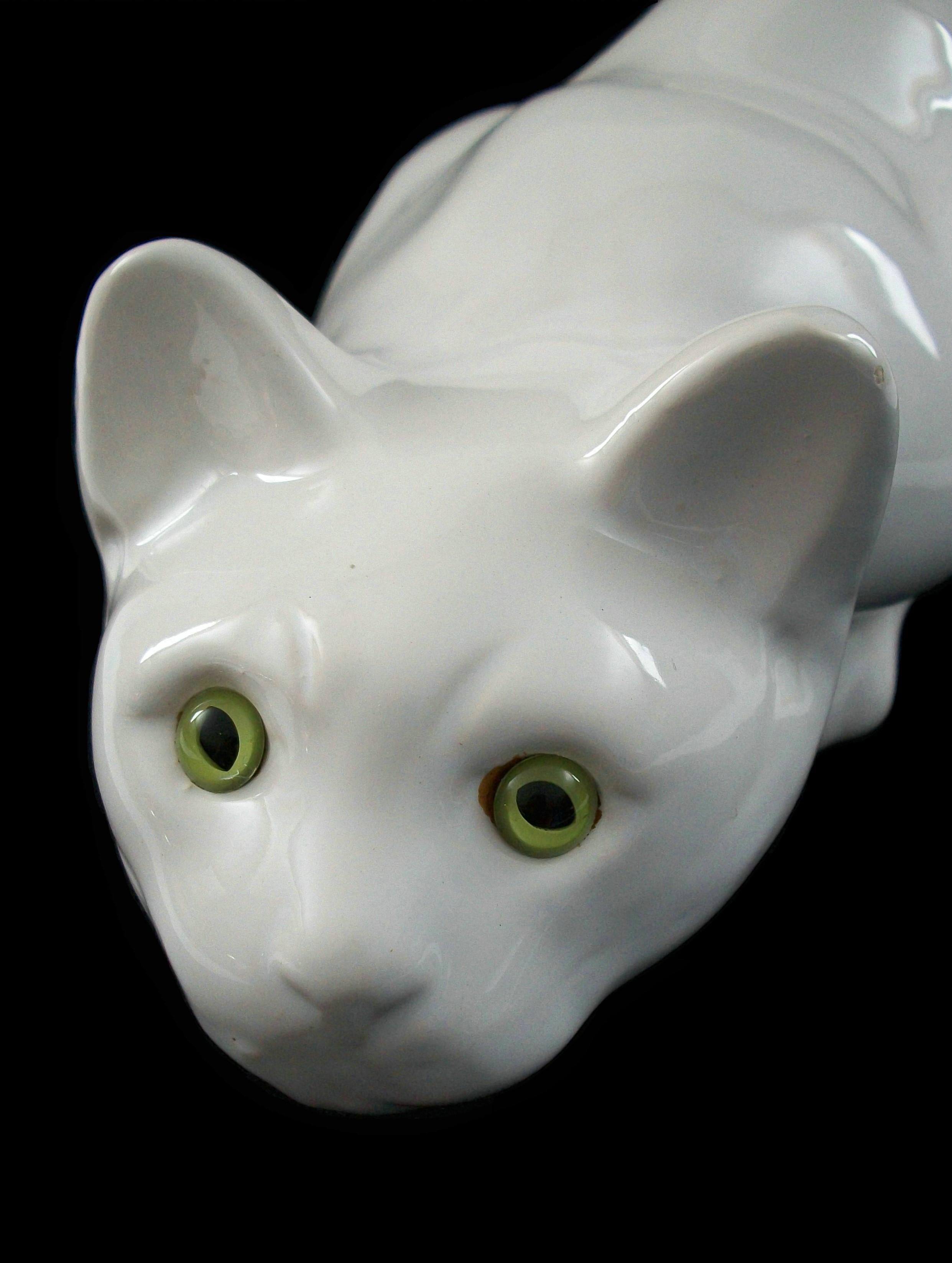 Vintage Ceramic Cat with Green Glass Eyes - Italy - Circa 1980's For Sale 5