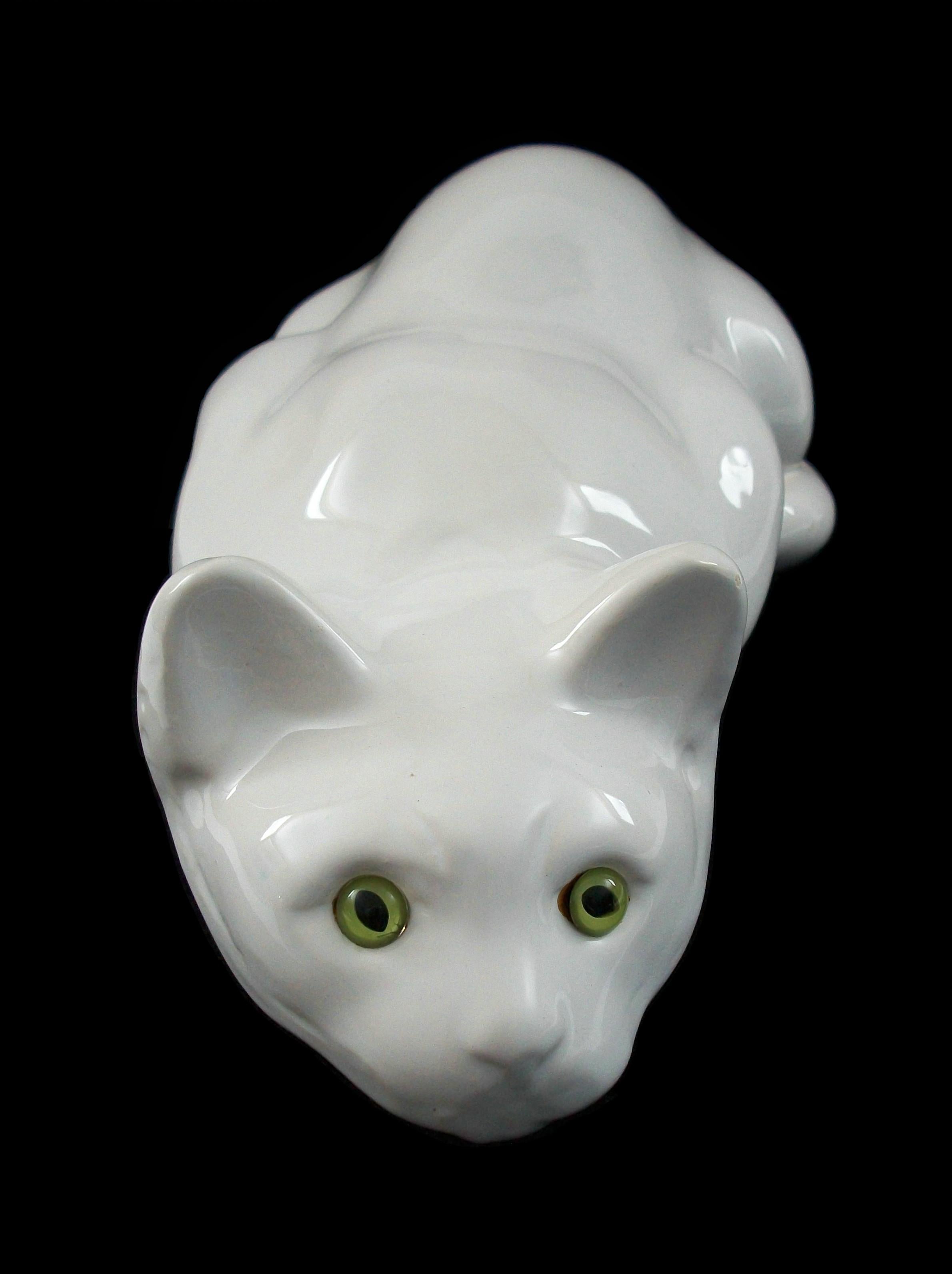 Vintage Ceramic Cat with Green Glass Eyes - Italy - Circa 1980's For Sale 1