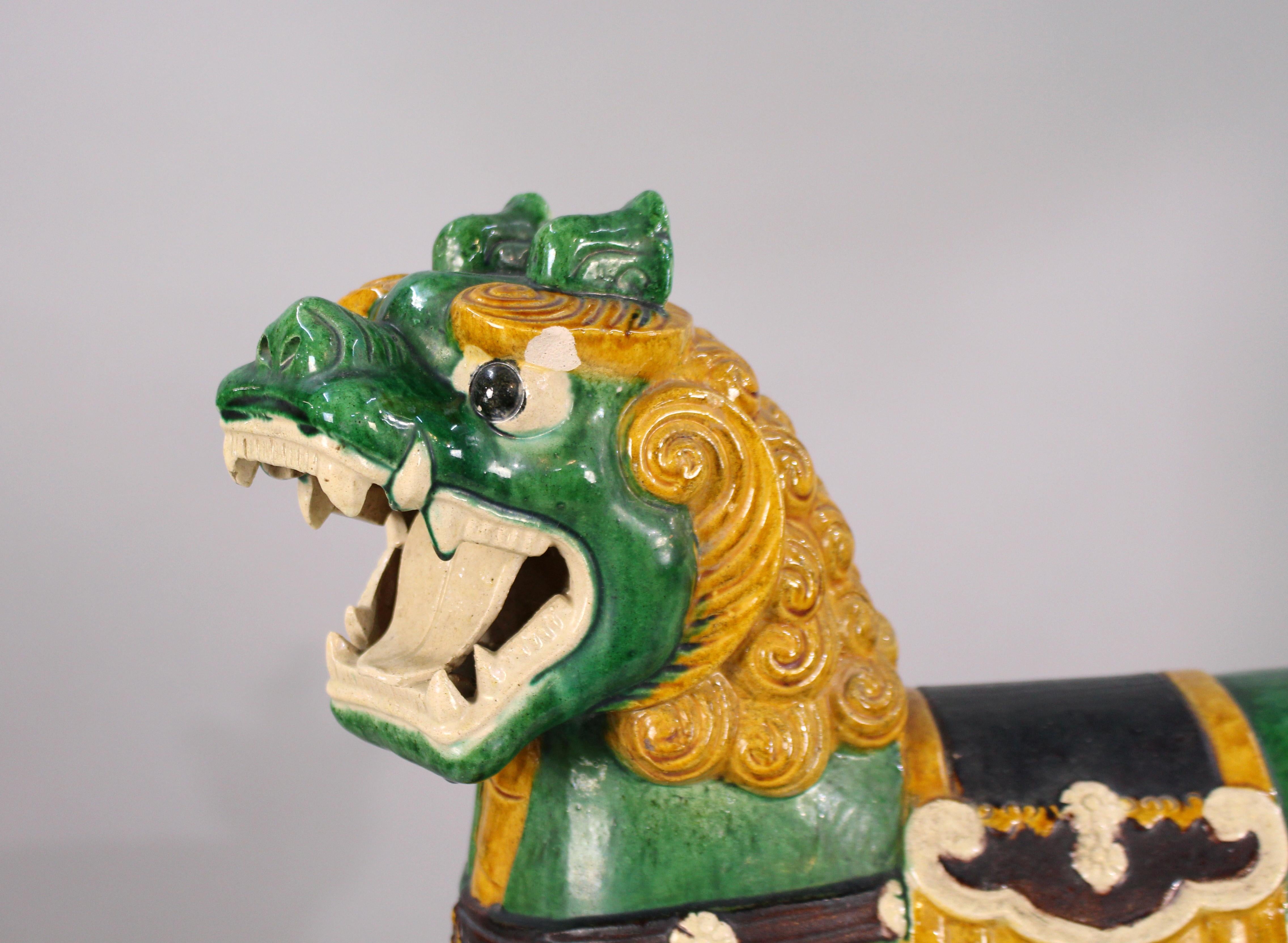 Vintage Ceramic Chinese Foo Dog Guardian Lion For Sale 2