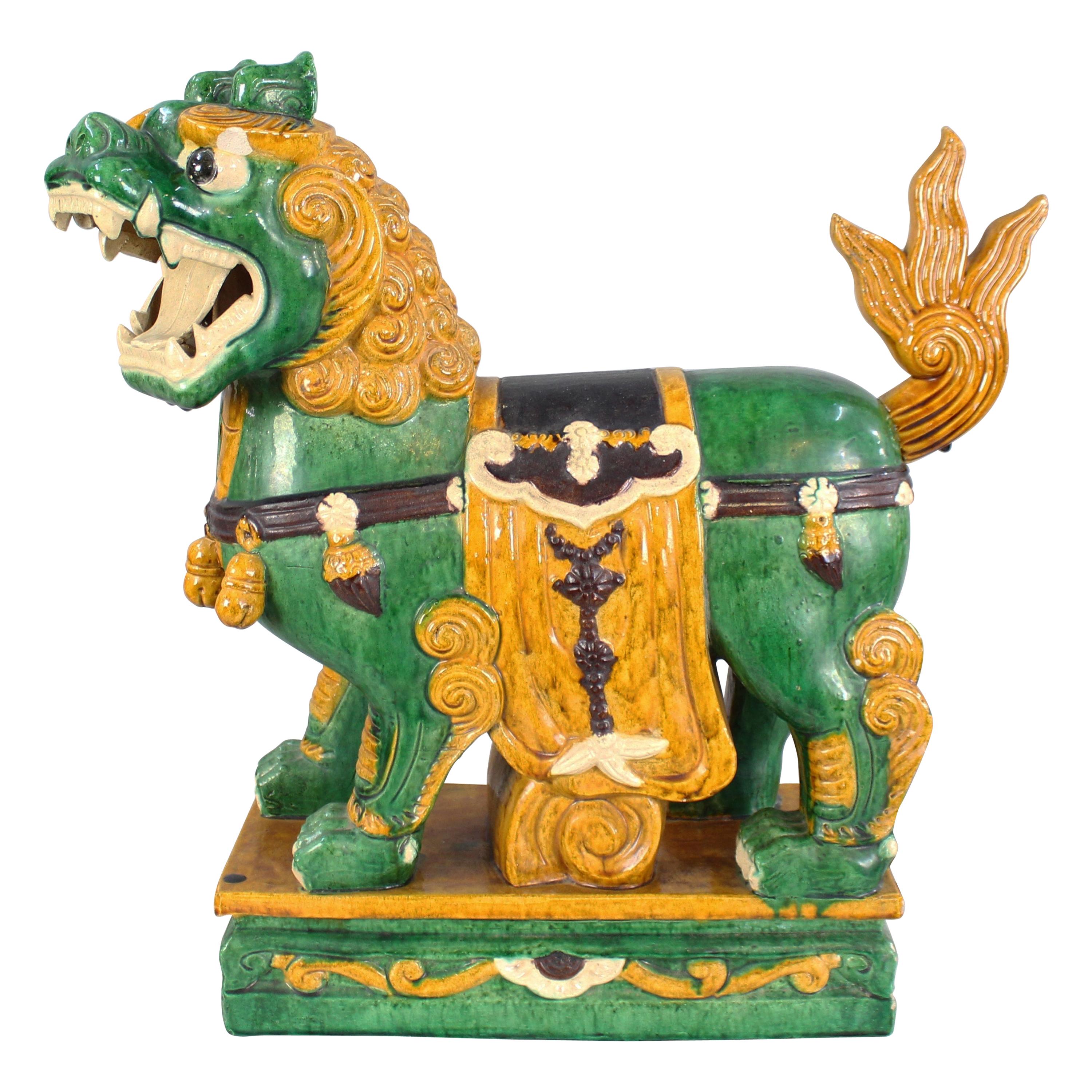 Vintage Ceramic Chinese Foo Dog Guardian Lion For Sale