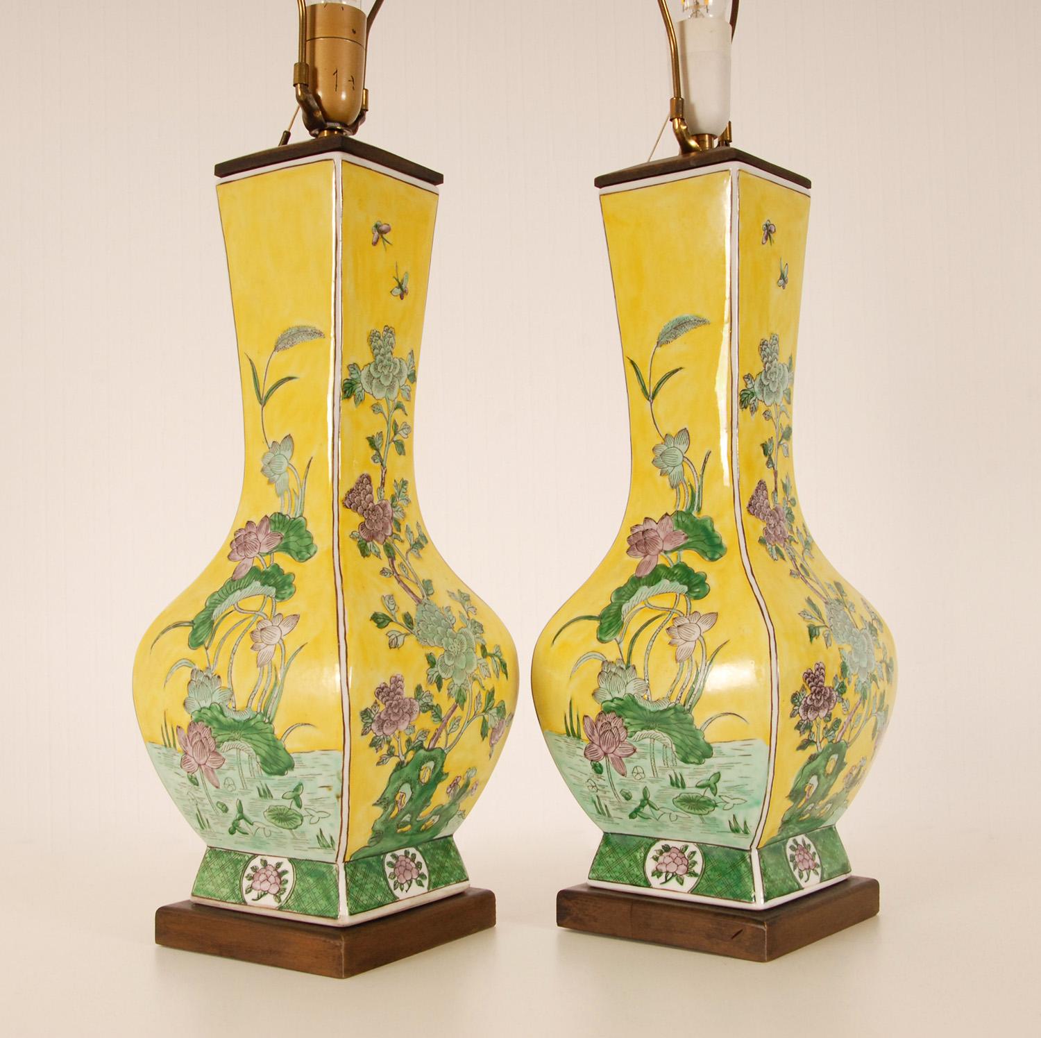 20th Century Vintage Ceramic Chinoiserie Lamps Famille Jaune and Famille Verte Table Lamps