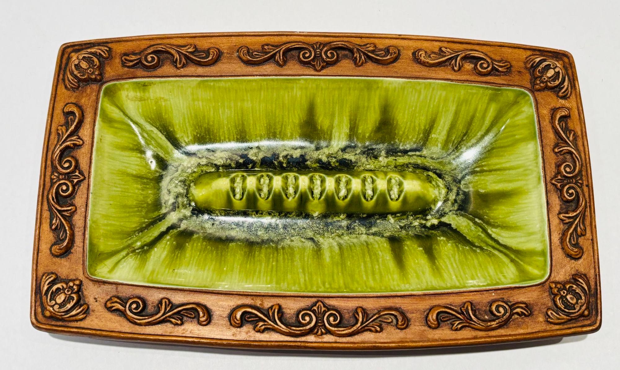 Cenicero de cerámica vintage para puros Esmaltado en verde y marrón de Treasure Craft USA Cerámico en venta