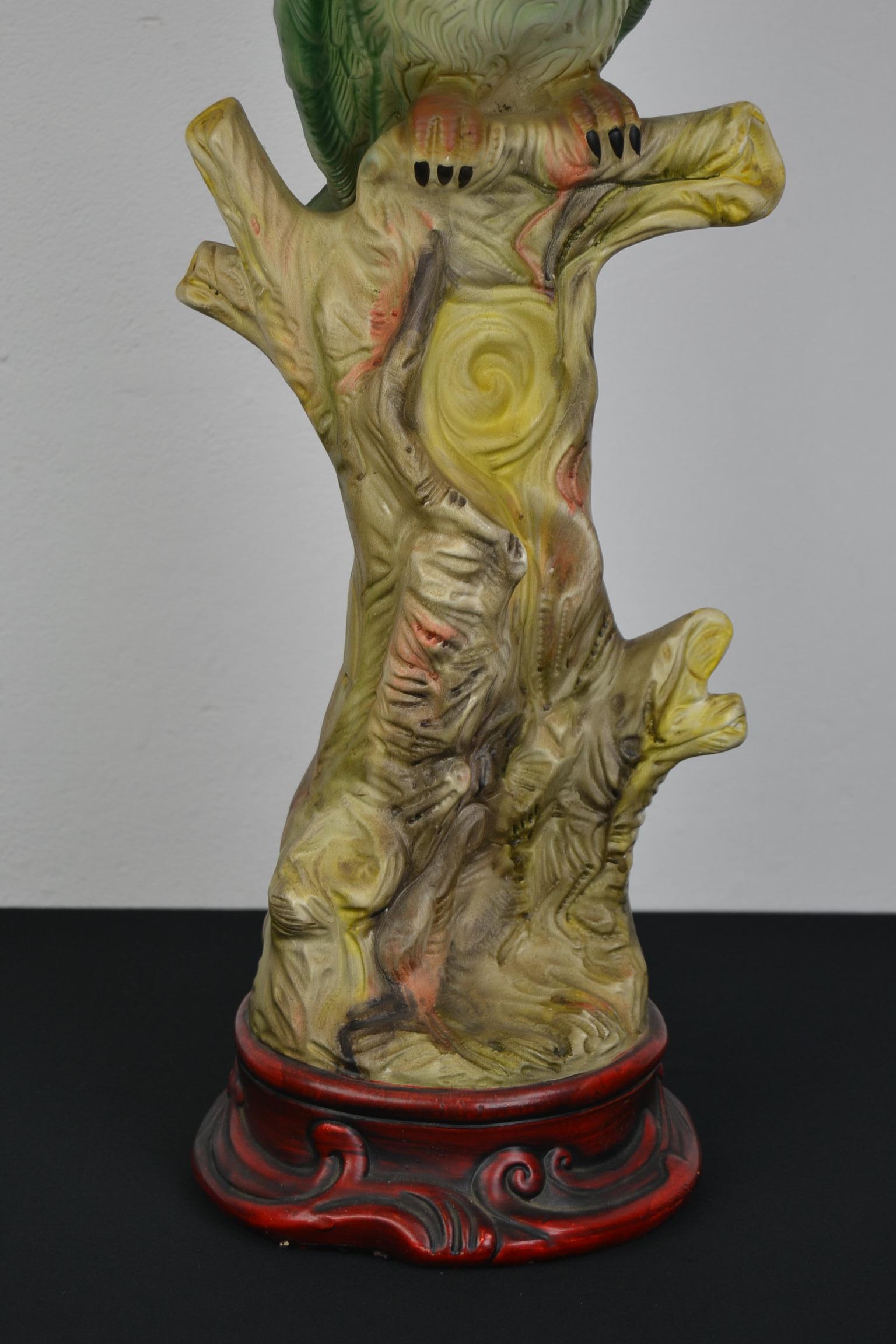 Vintage Ceramic Cockatoo Sculpture  In Good Condition In Antwerp, BE