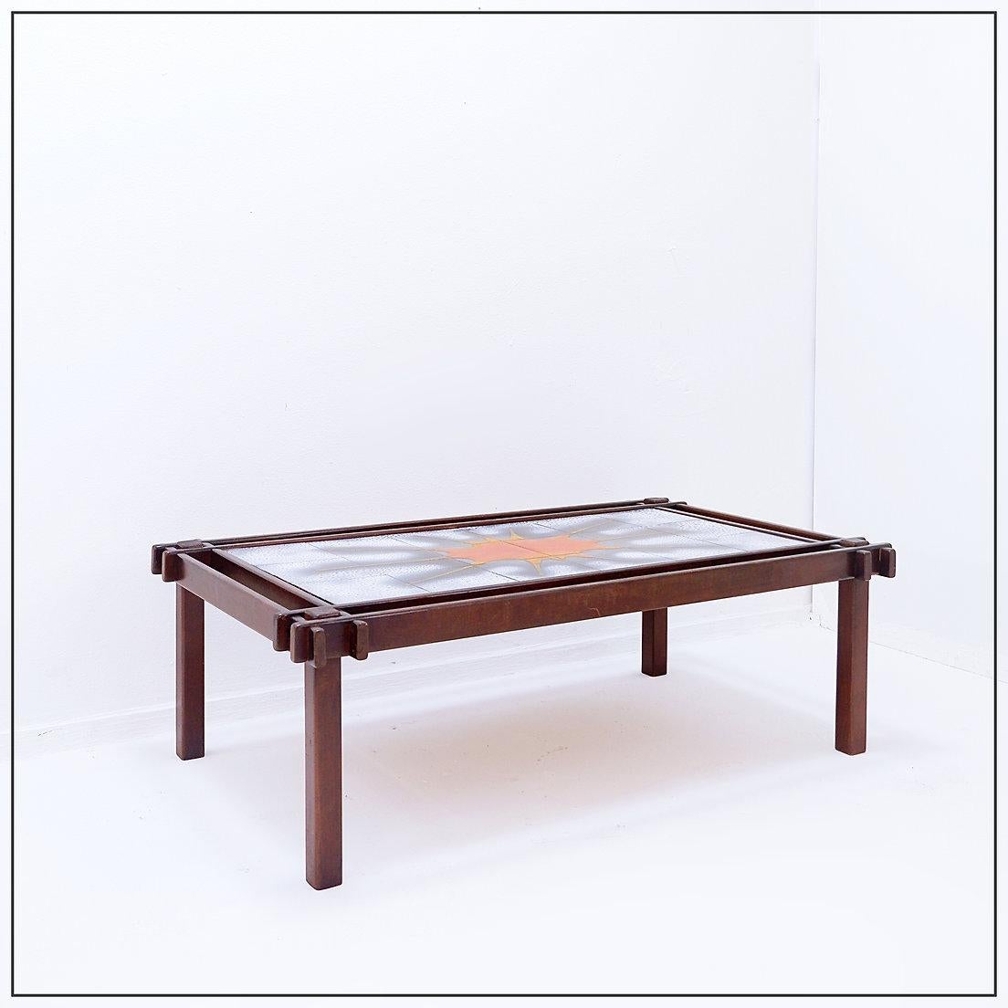Table basse vintage en céramique - années 1960 en vente 1