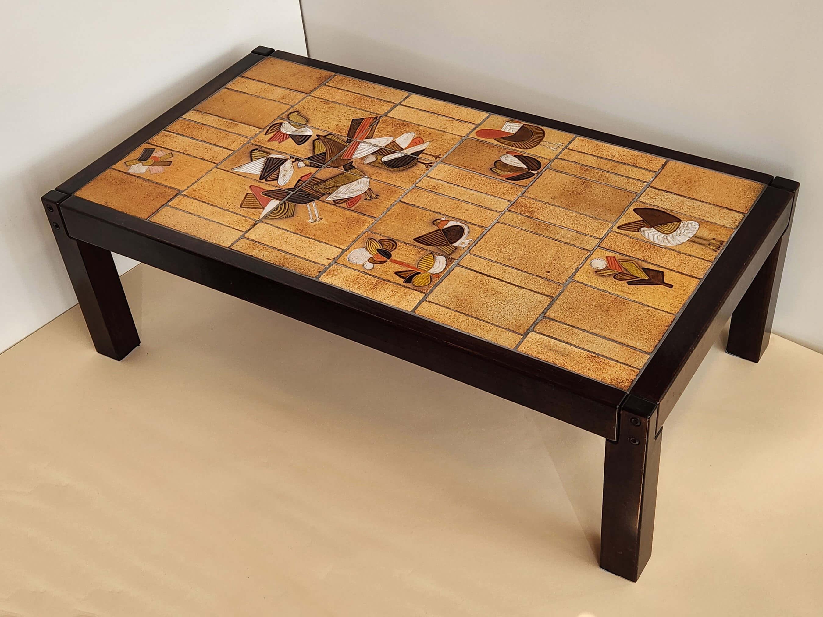 Mid-Century Modern Roger Capron - Vintage Ceramic Coffee Table with Birds Imprints on a Wood Frame  For Sale
