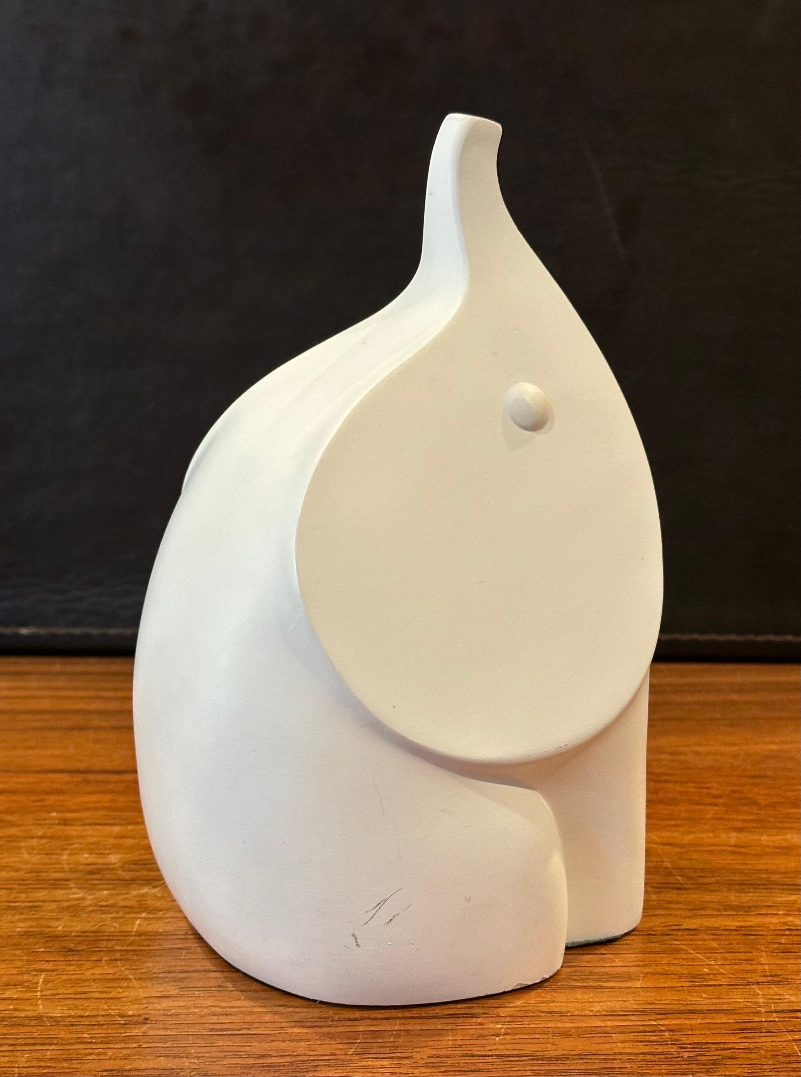 Scultura di elefante in ceramica vintage di Jonathan Adler in vendita 7