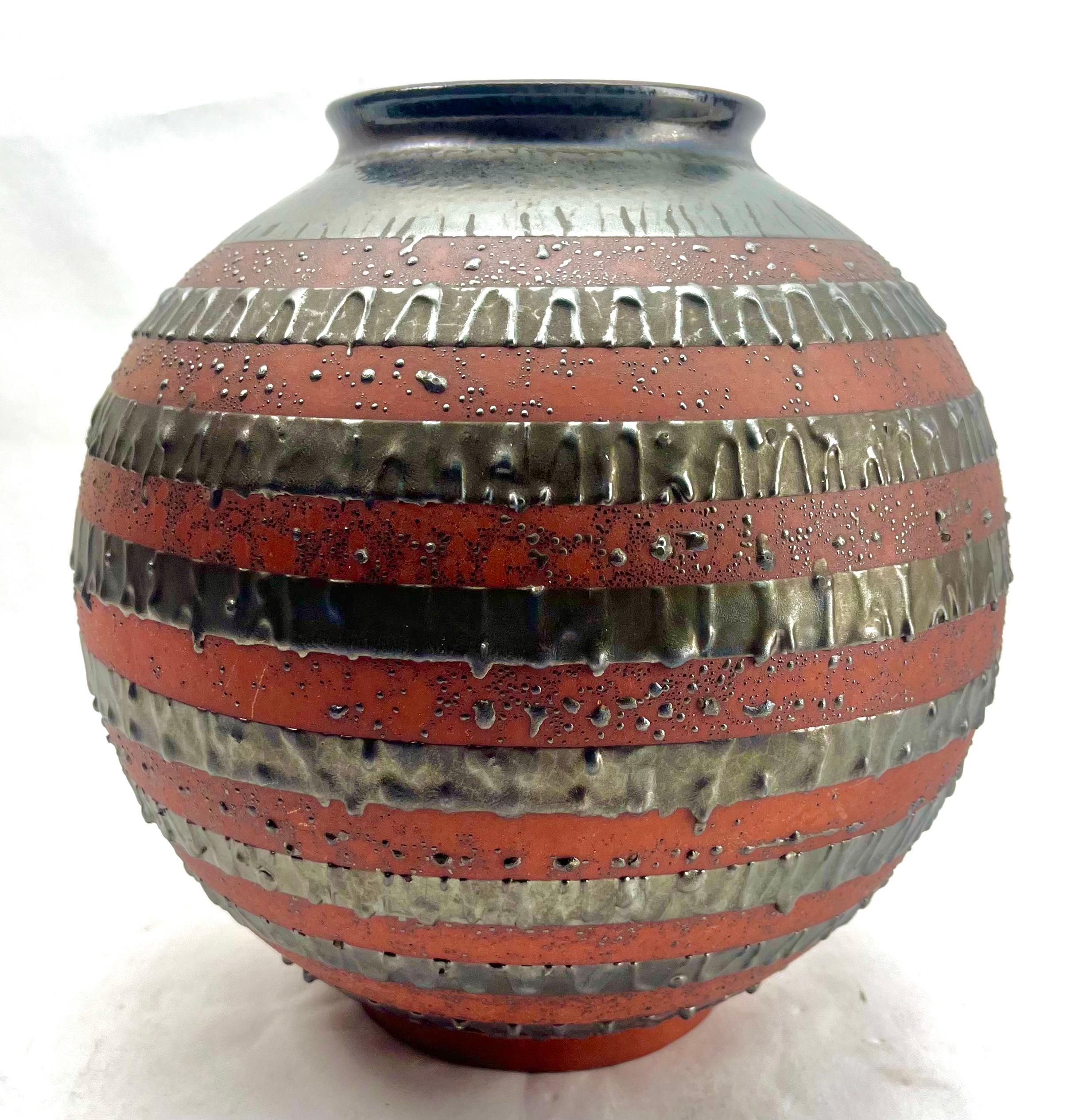 20th Century Vintage, Ceramic Fat Lava Vase Marked W Germany 12 40-25 For Sale