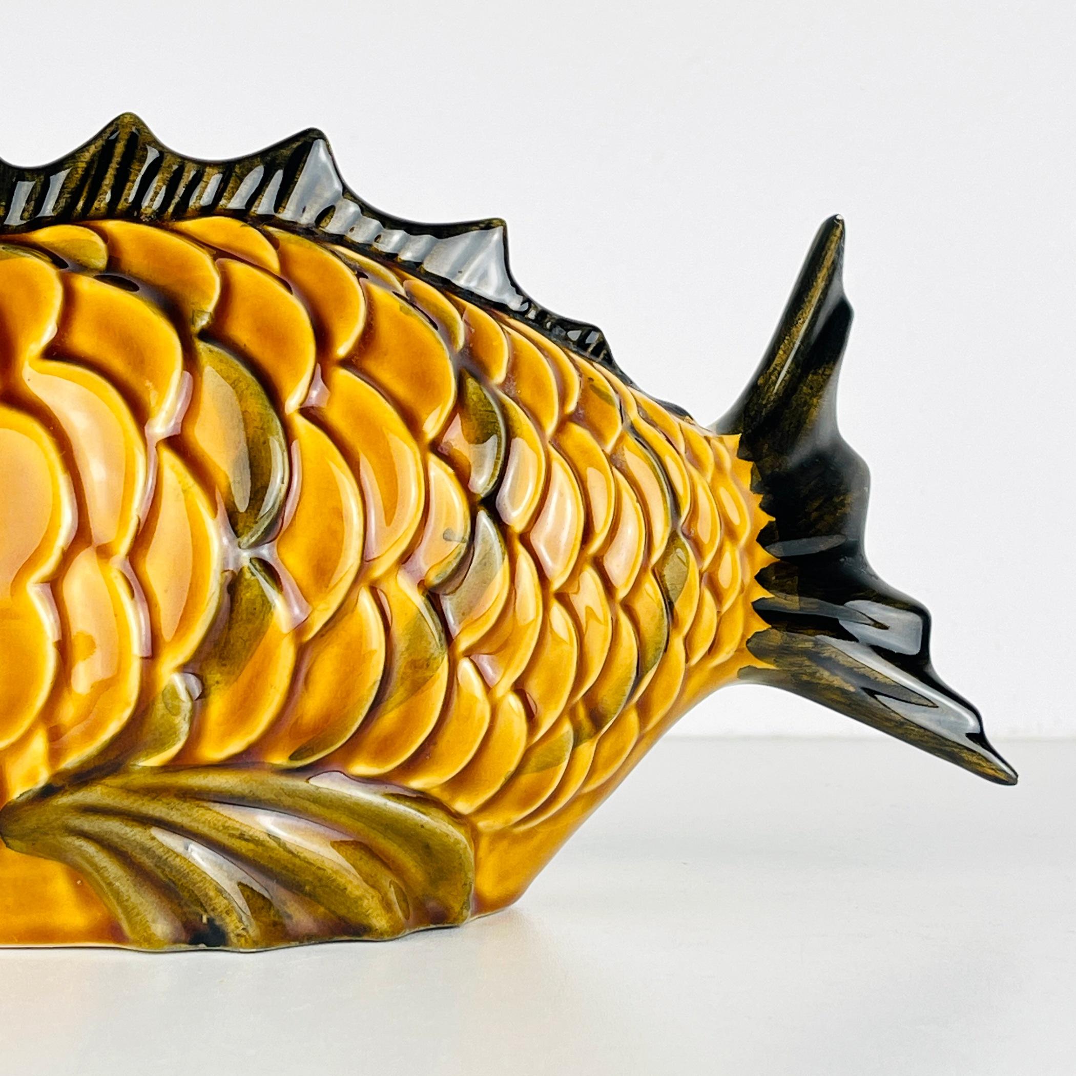 Céramique Figurine de poisson vintage en céramique du Portugal, années 1970  en vente