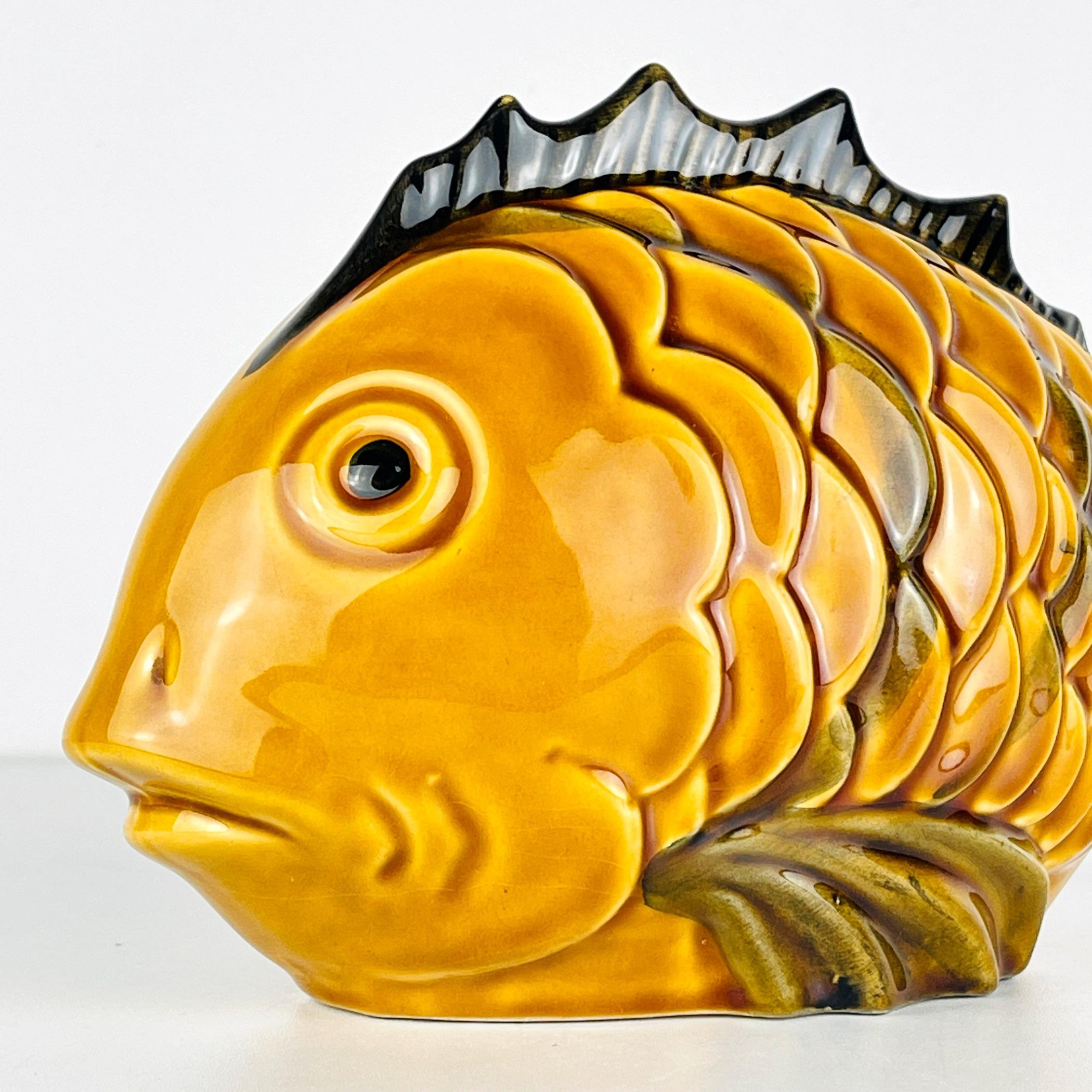 Figurine de poisson vintage en céramique du Portugal, années 1970  en vente 1