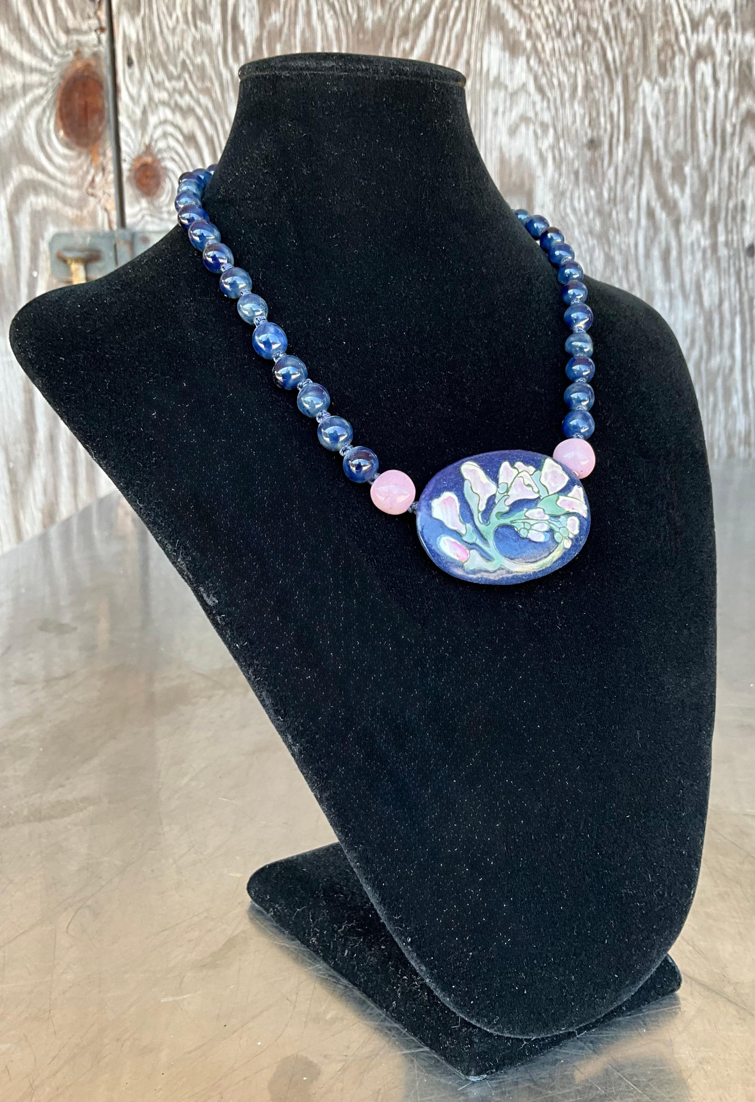 da uomo o donna Collana di fiori in ceramica vintage con perline di Sodalite in vendita