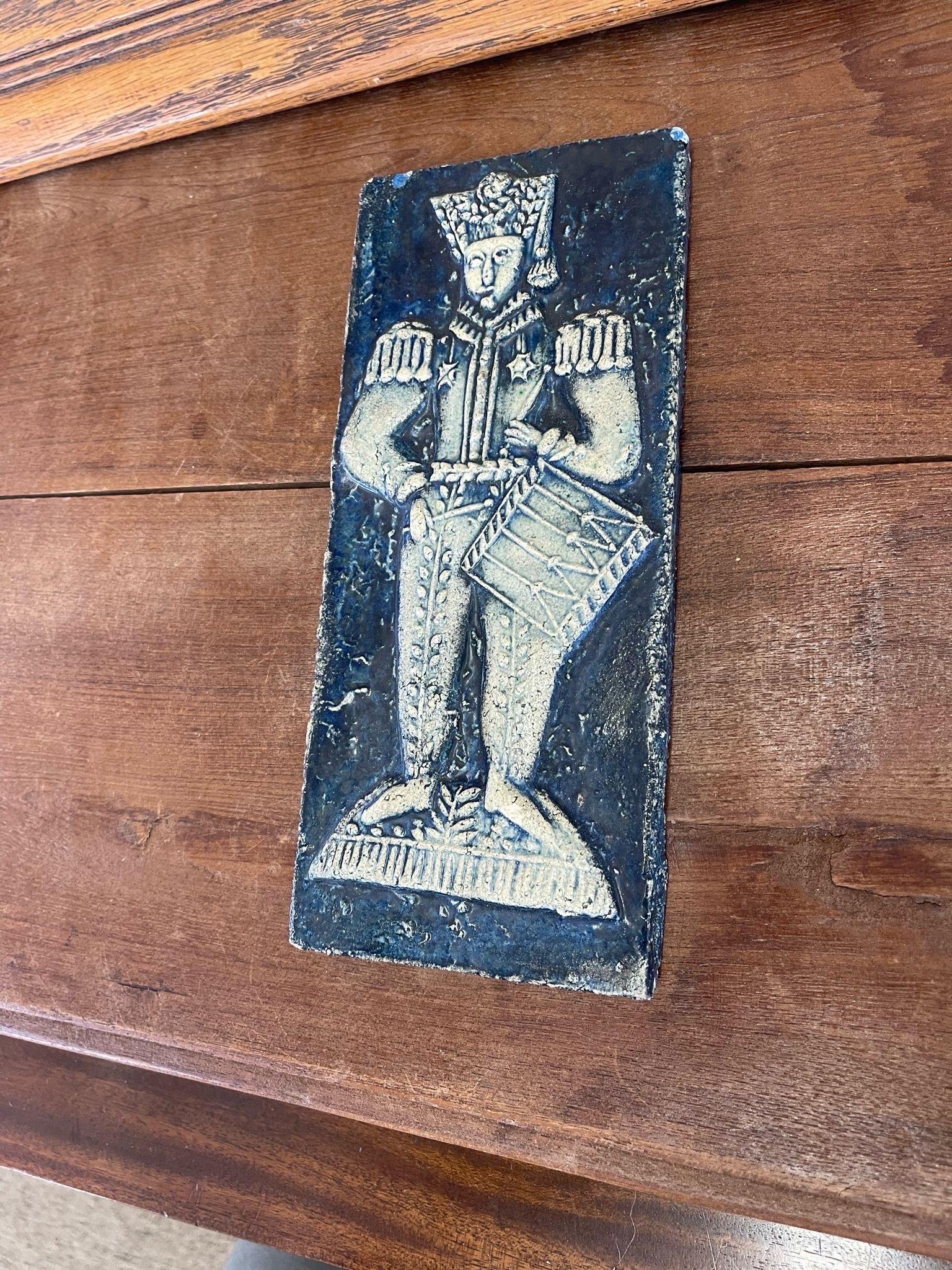 Deutsche Keramik-Impression einer gegossenen Trommelform aus Bakingguss. CIRCA 1969 (Mitte des 20. Jahrhunderts) im Angebot
