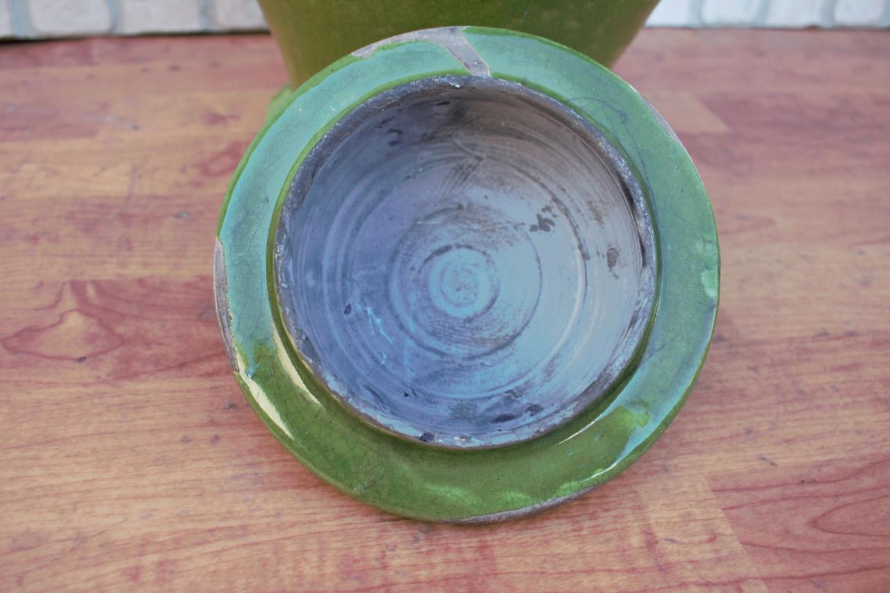 Vintage Keramik Grün Amphora Shaped Vase mit abnehmbarem Deckel im Angebot 1