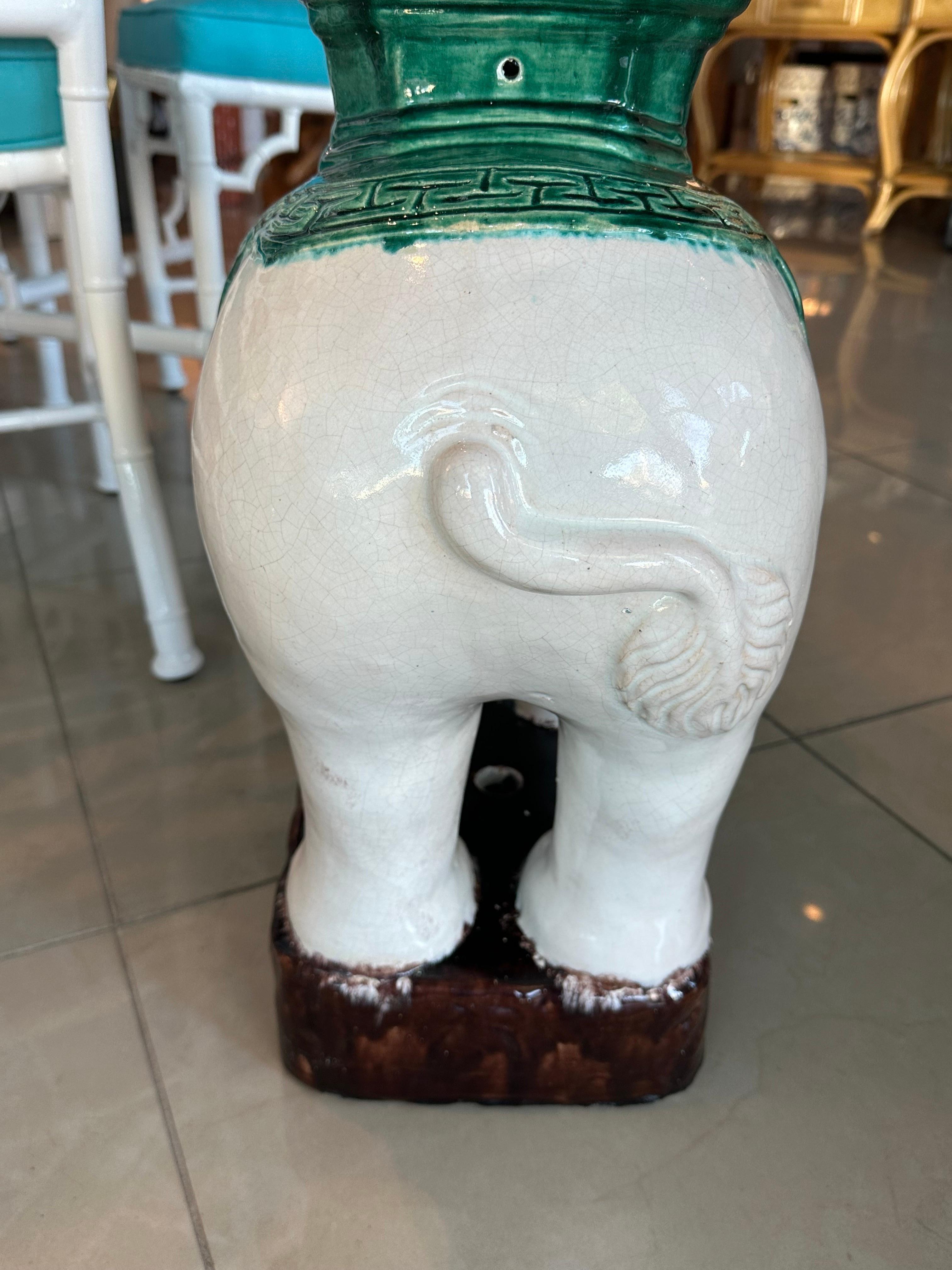 Vintage Ceramic Green Elephant Garden Stool Stand Drink Table Seat Hong Kong  For Sale 3