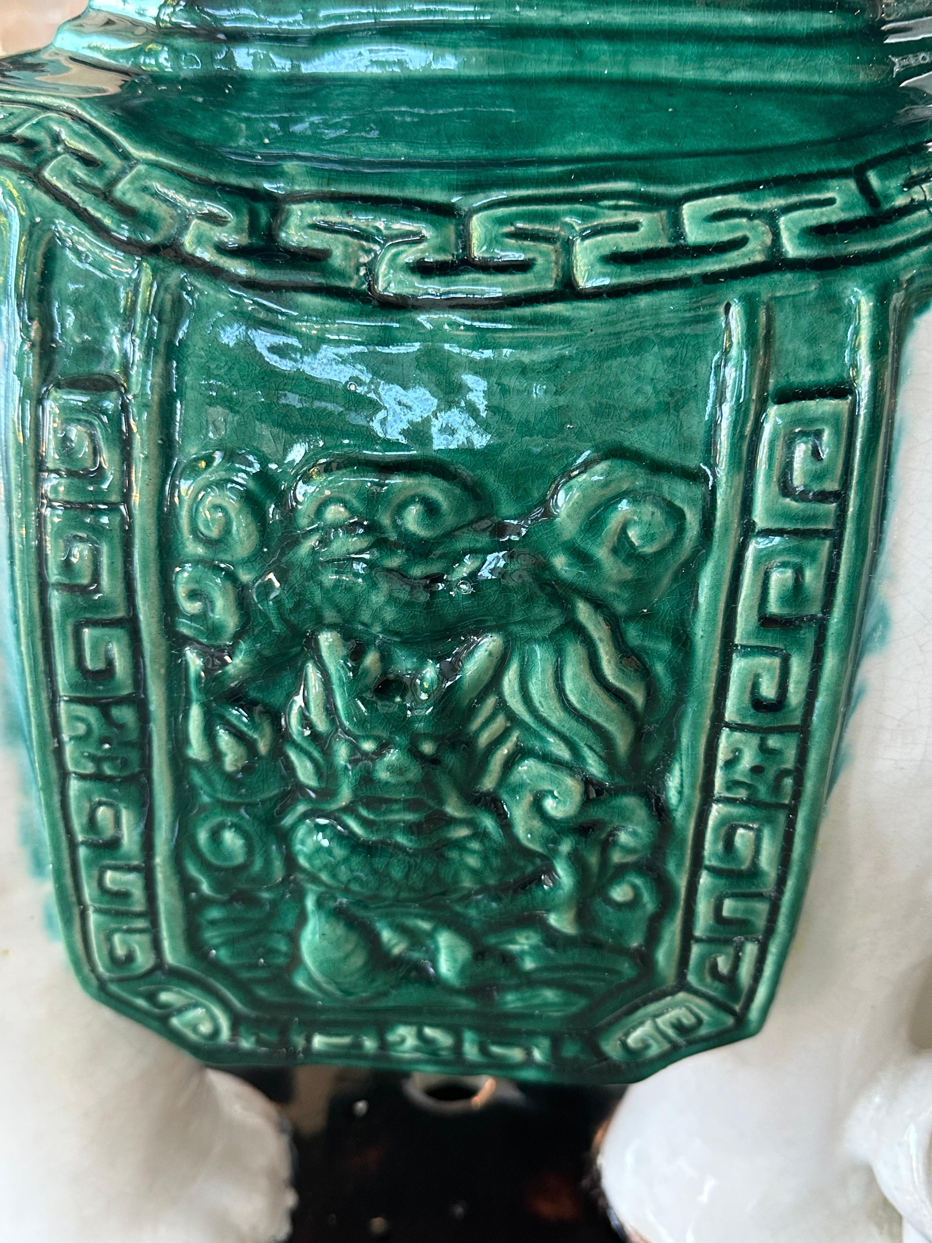 Vintage Keramik Grüner Elefant Garten Hocker Stand Getränk Tisch Sitz Hong Kong  im Zustand „Gut“ im Angebot in West Palm Beach, FL