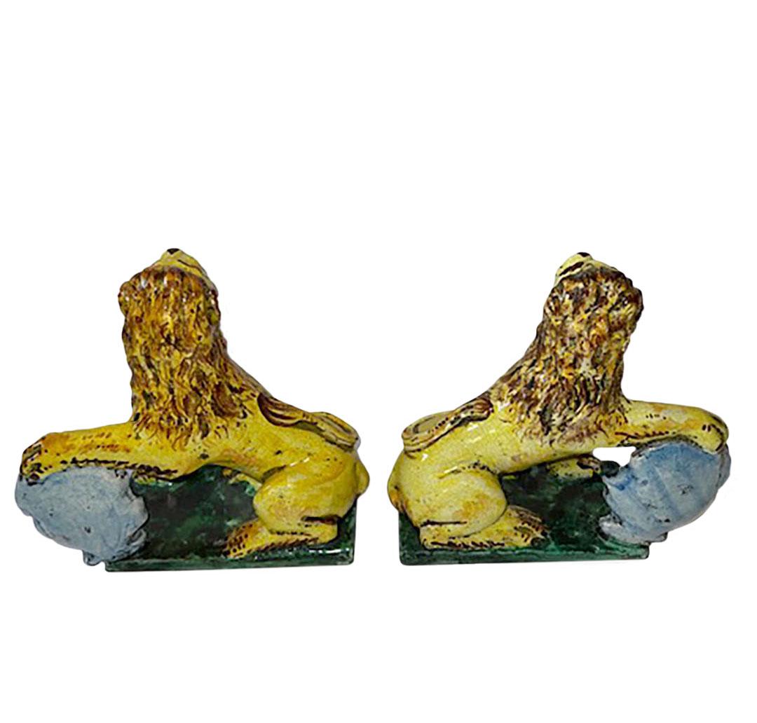 Late 20th Century Vintage Ceramic Italian Lions, A Pair For Sale