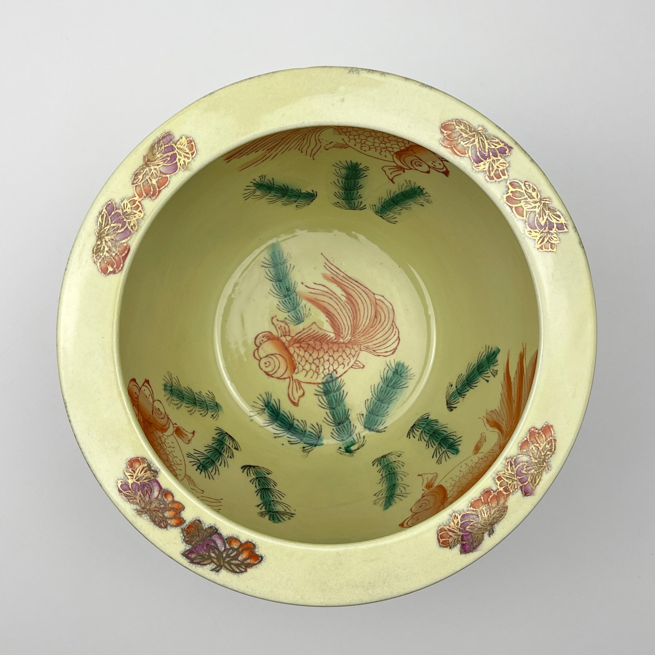 Vaso o ciotola per pesci Koi in ceramica d'epoca, Cina, anni '60 in vendita 6