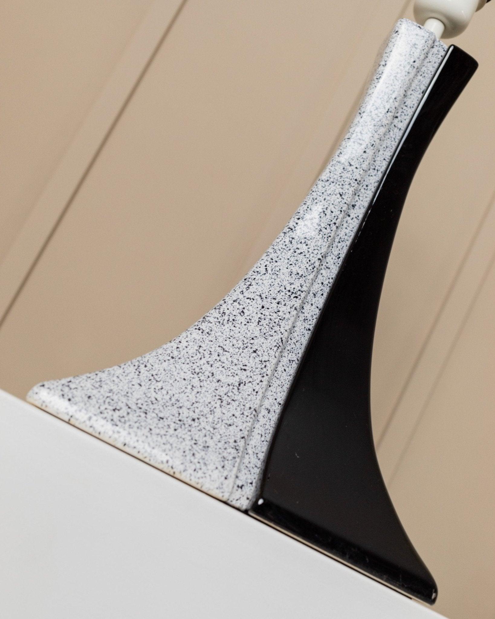 Lámpara vintage de cerámica en blanco y negro, años 80 en venta 4