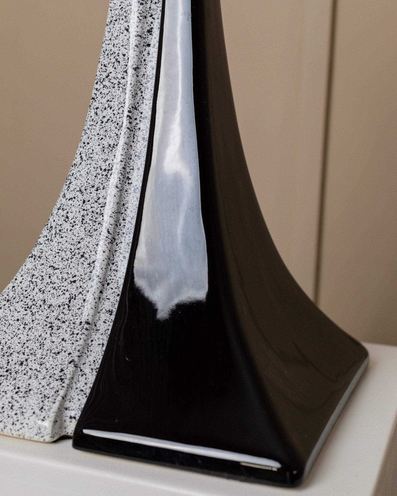 Lámpara vintage de cerámica en blanco y negro, años 80 en Bueno estado para la venta en Montecalvoli, IT