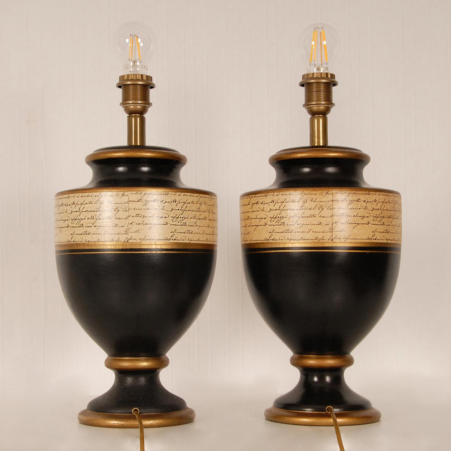 Paire de lampes à vase en céramique vintage dorées et noires, France en vente 3