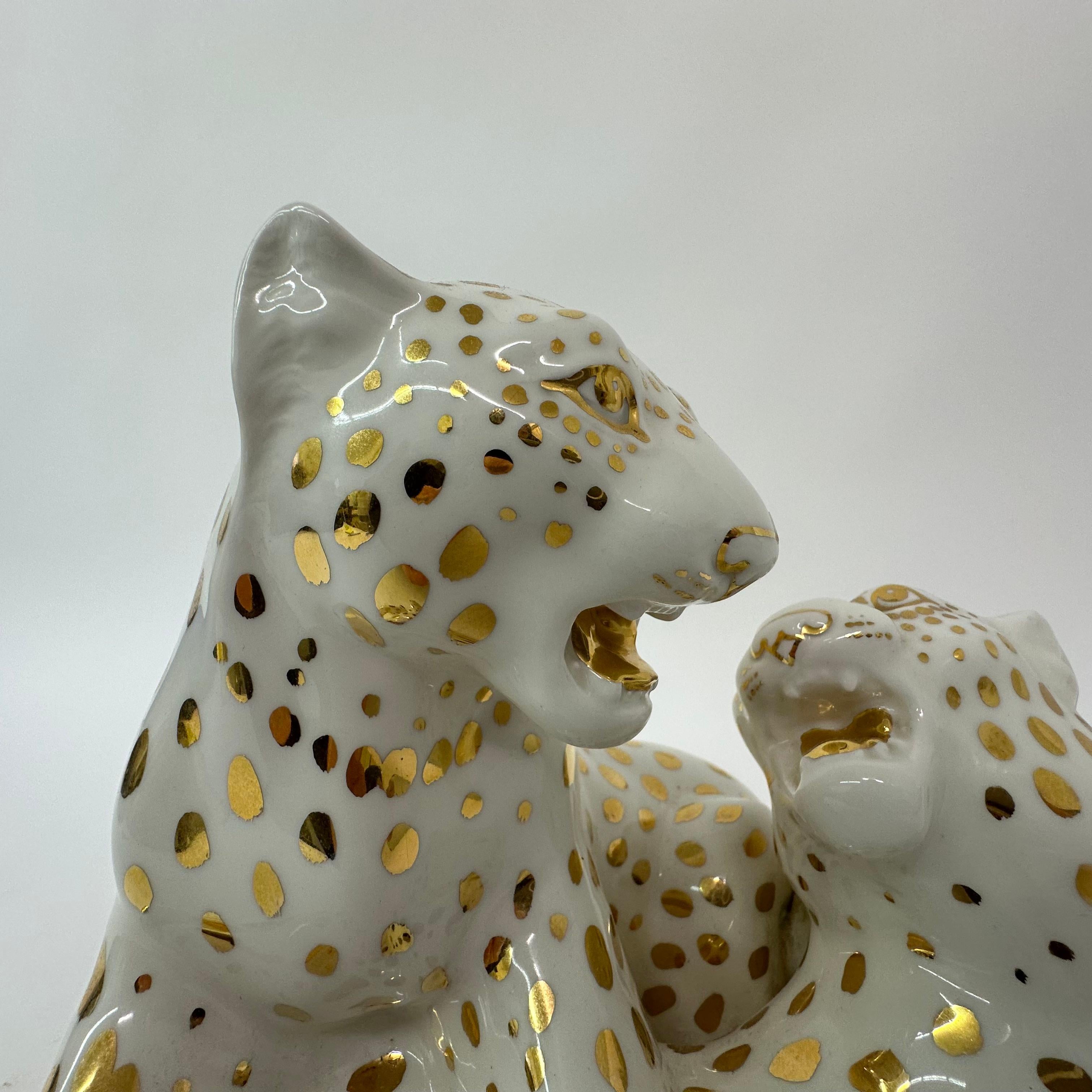 Late 20th Century Vintage ceramic leopard by Ronzan , Italy 1970 For Sale