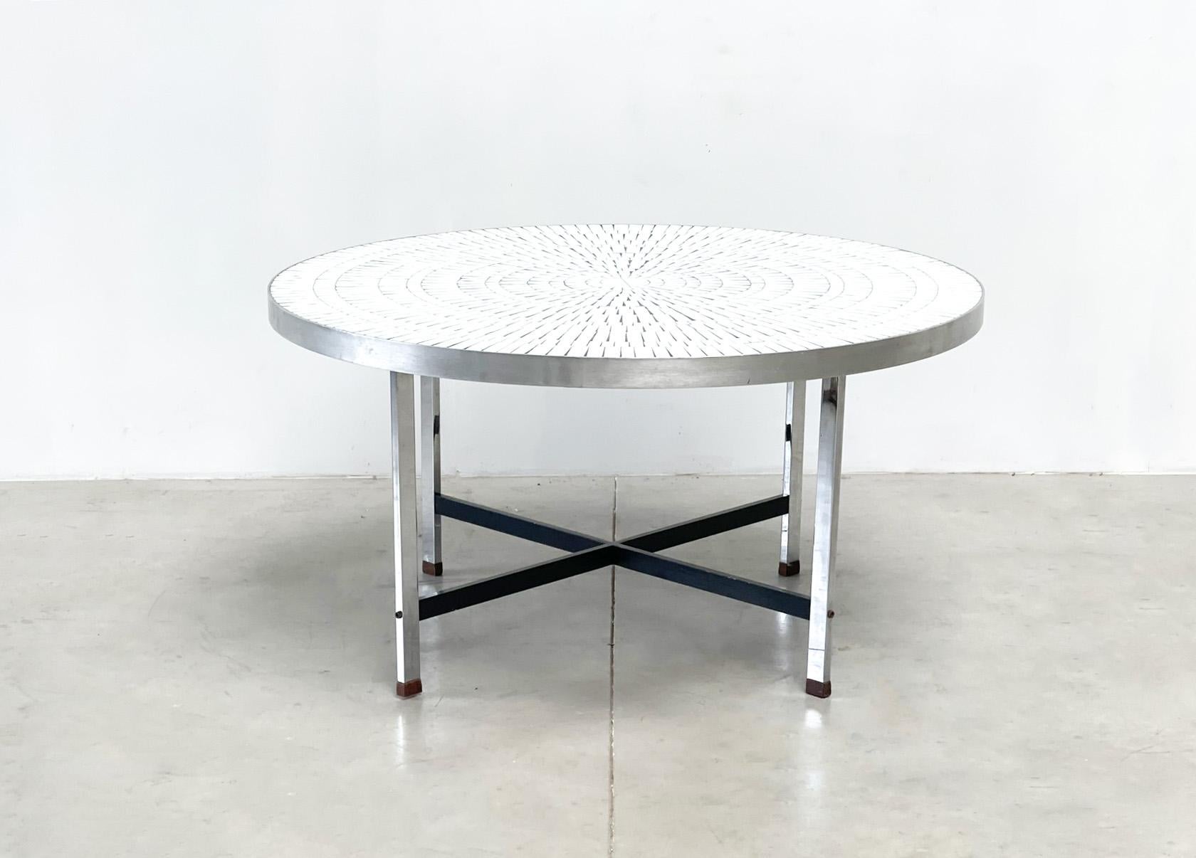 Vintage ceramic mosaic coffee table by Heins Lilienthal, 1960s In Good Condition For Sale In HEVERLEE, BE