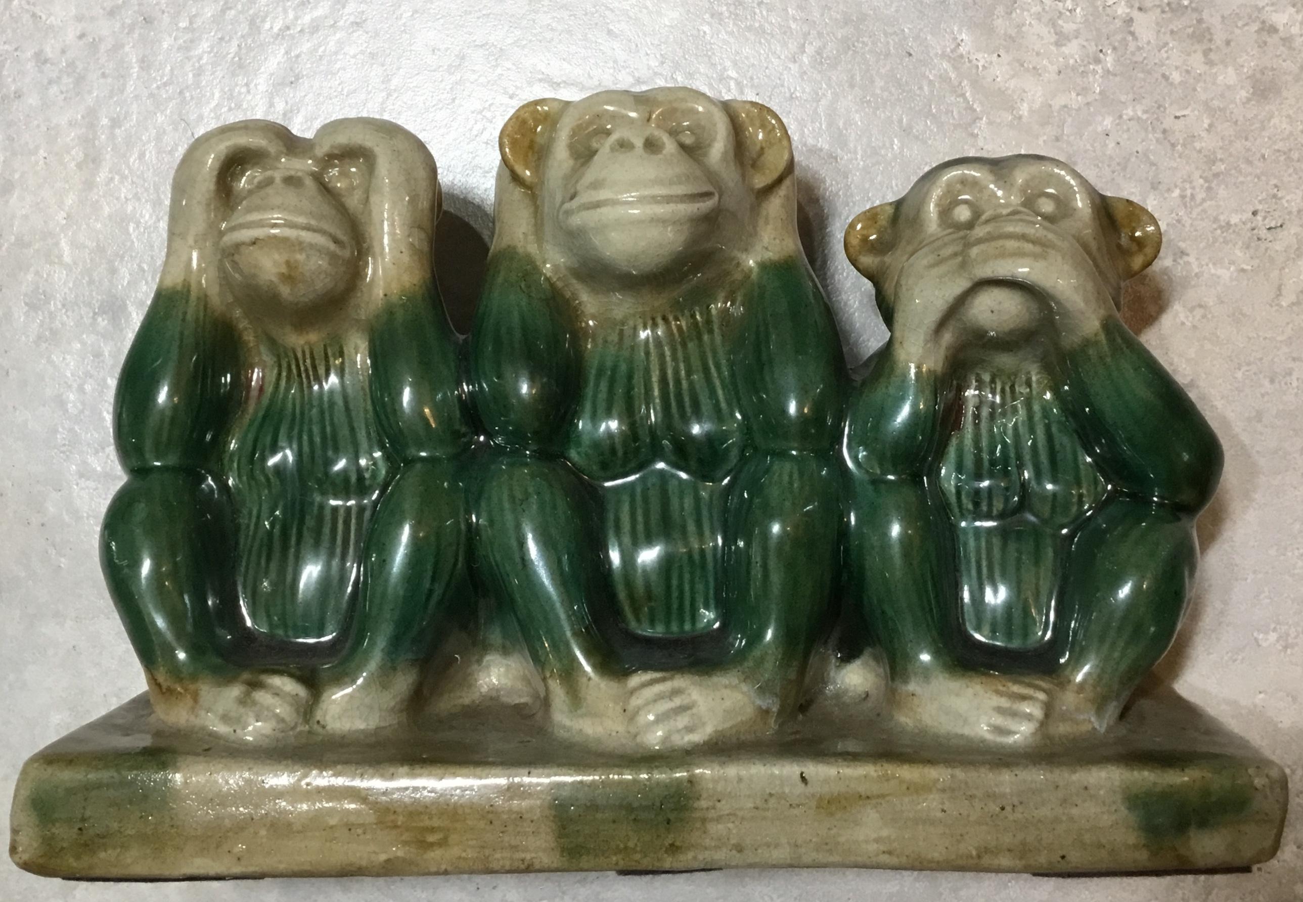 Vintage Ceramic of the Three Monkey In Good Condition In Delray Beach, FL
