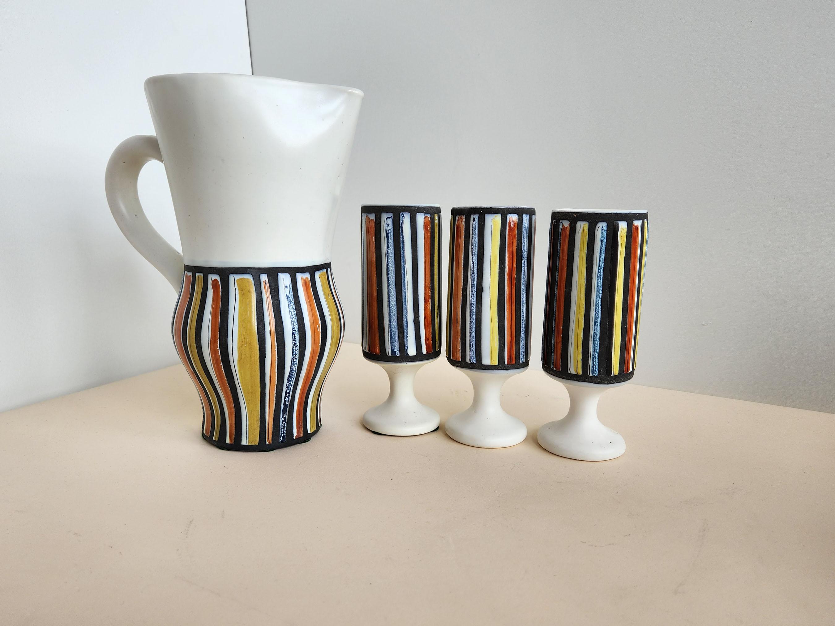 Roger Capron - Vintage Ceramic Pitcher and 3 Goblets with Vertical Stripes In Excellent Condition For Sale In Stratford, CT