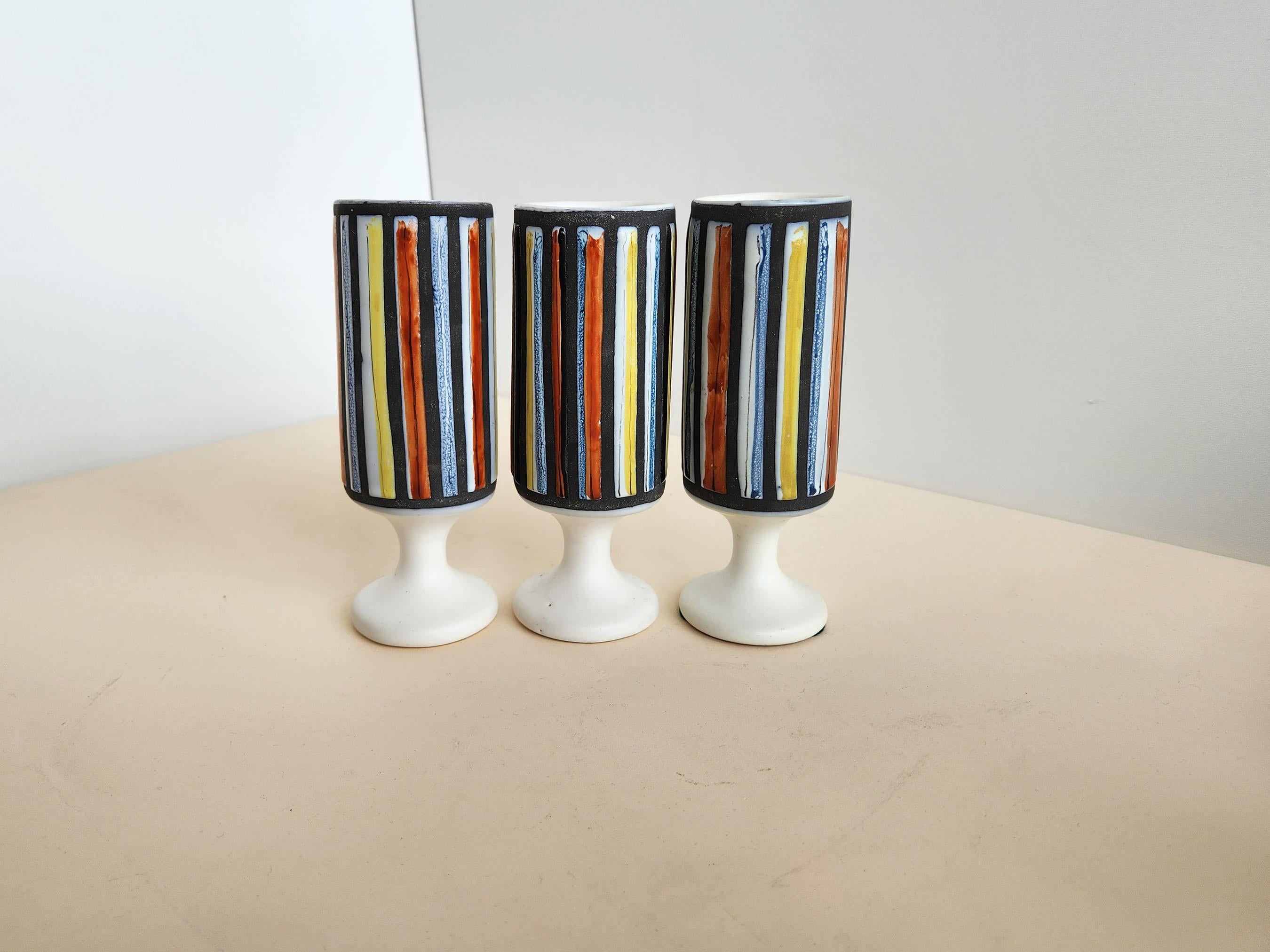 Roger Capron - Vintage Ceramic Pitcher and 3 Goblets with Vertical Stripes For Sale 3