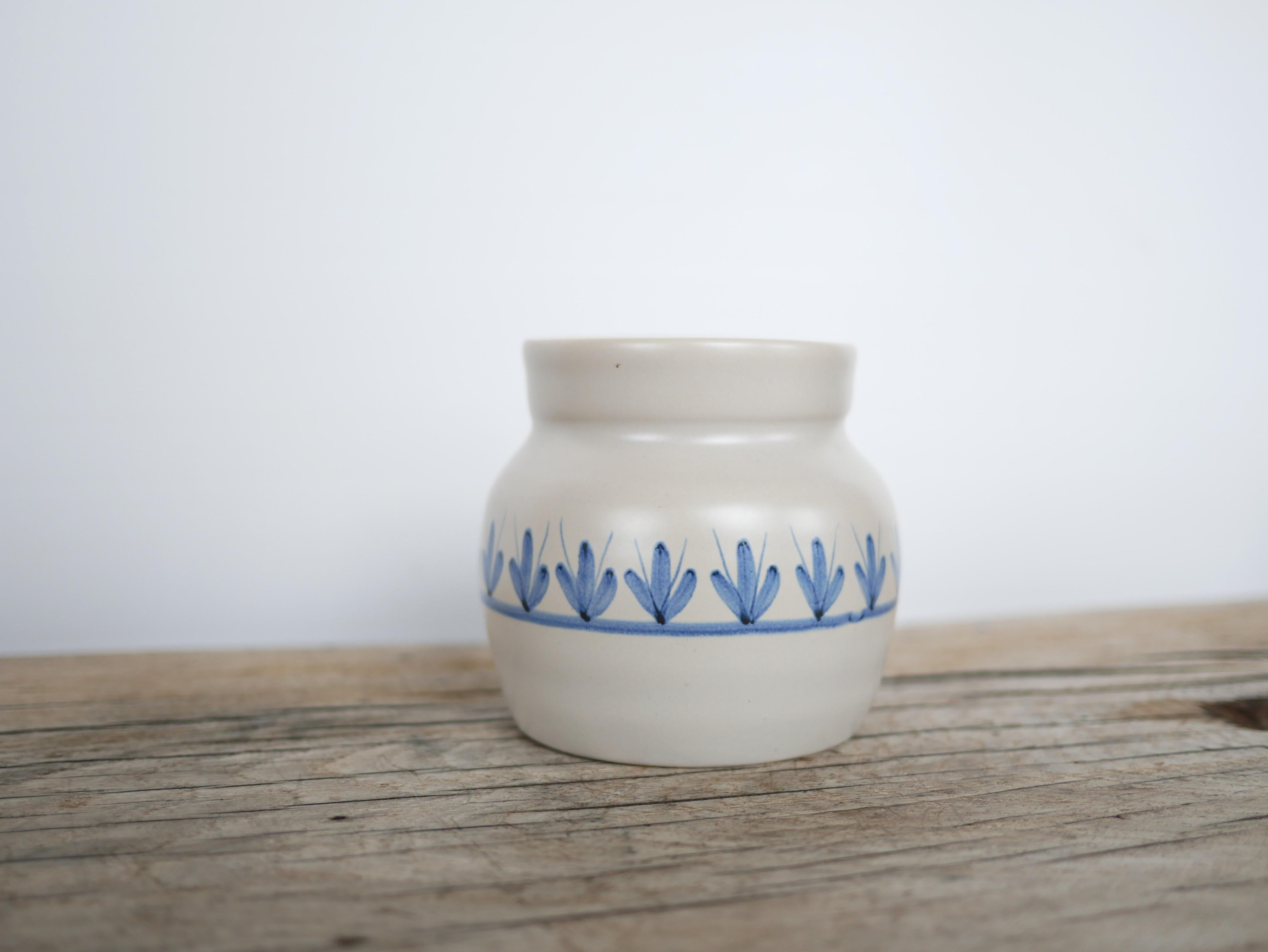 French Vintage ceramic pot by Le Pot de Terre For Sale