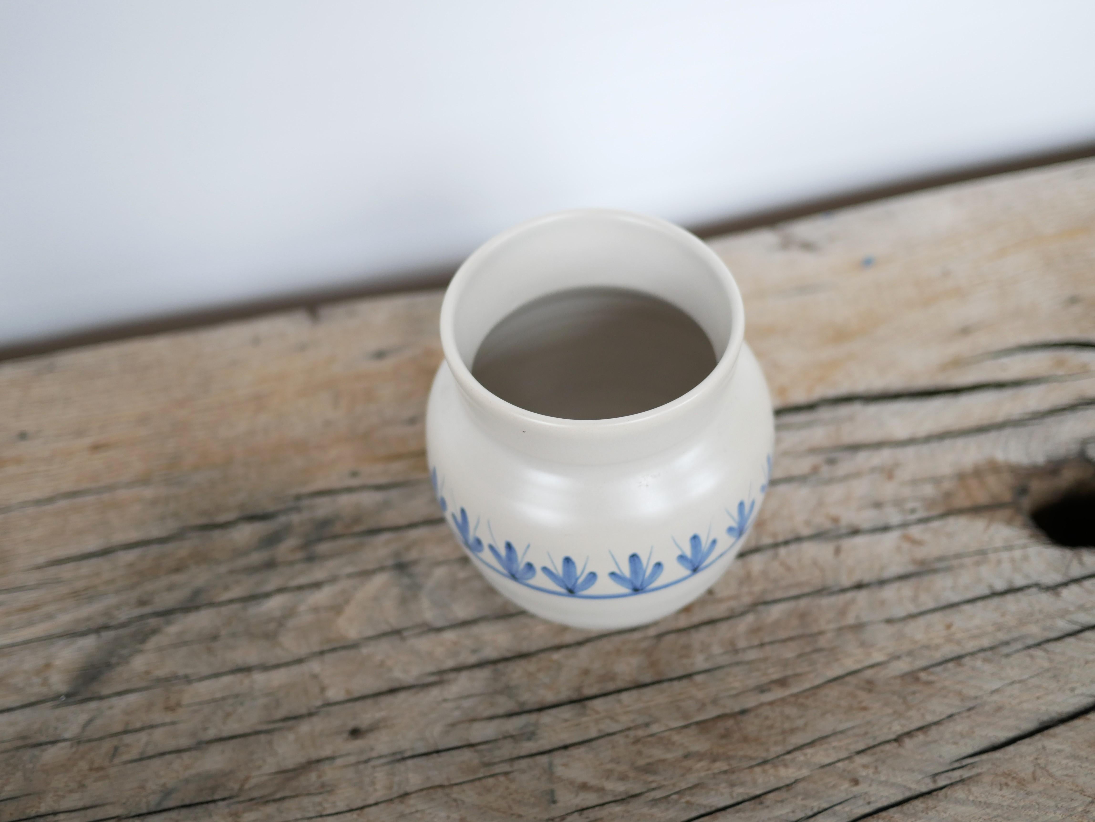 Vintage ceramic pot by Le Pot de Terre In Good Condition For Sale In AIGNAN, FR