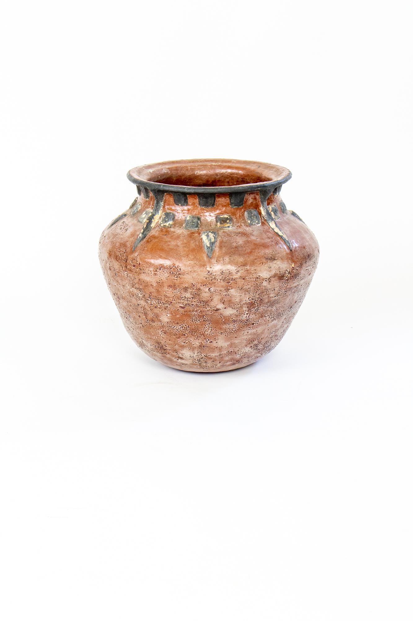 Vintage Ceramic Pot In Fair Condition For Sale In Canton, MA