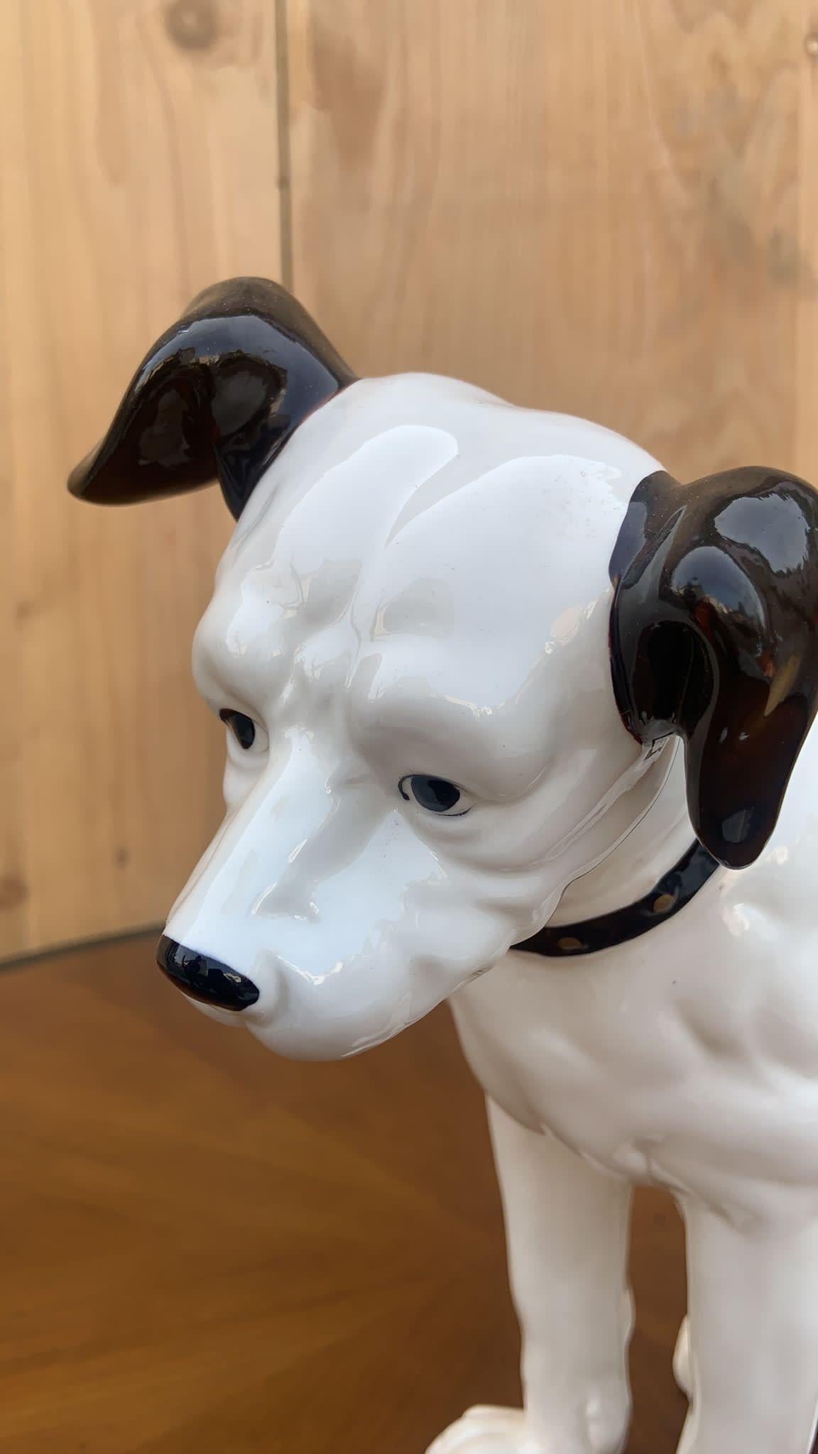 Vintage Ceramic RCA Victor His Masters Voice Nipper Dog Figurine by Sarsaparilla In Good Condition In Chicago, IL