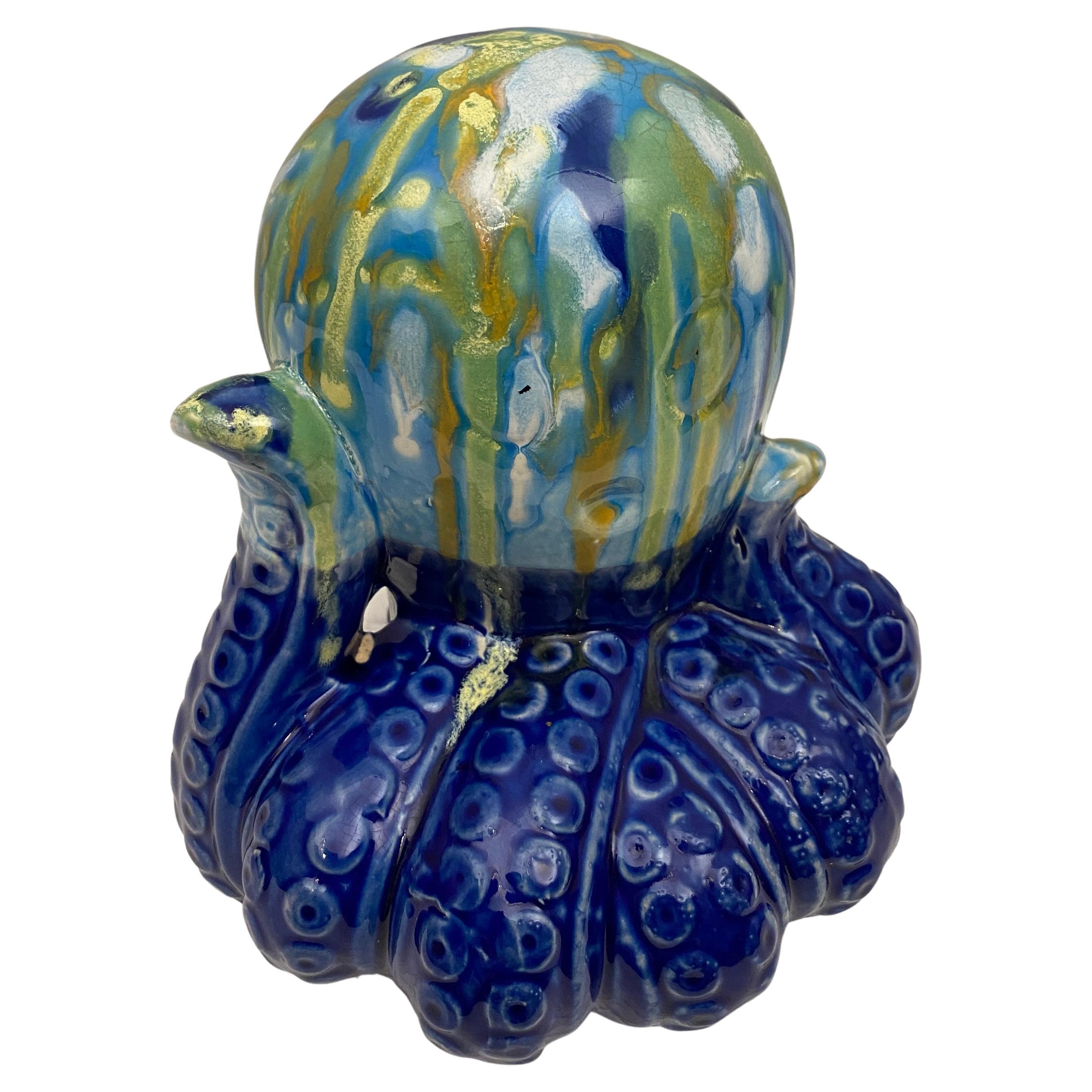 Octopus aus Keramik mit Skulpturen