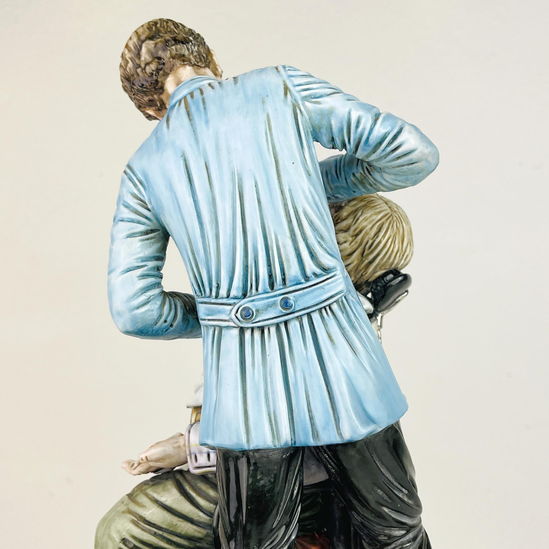 Scultura in ceramica d'epoca di Barbiere di Capodimonte Italia anni '50 in vendita 3