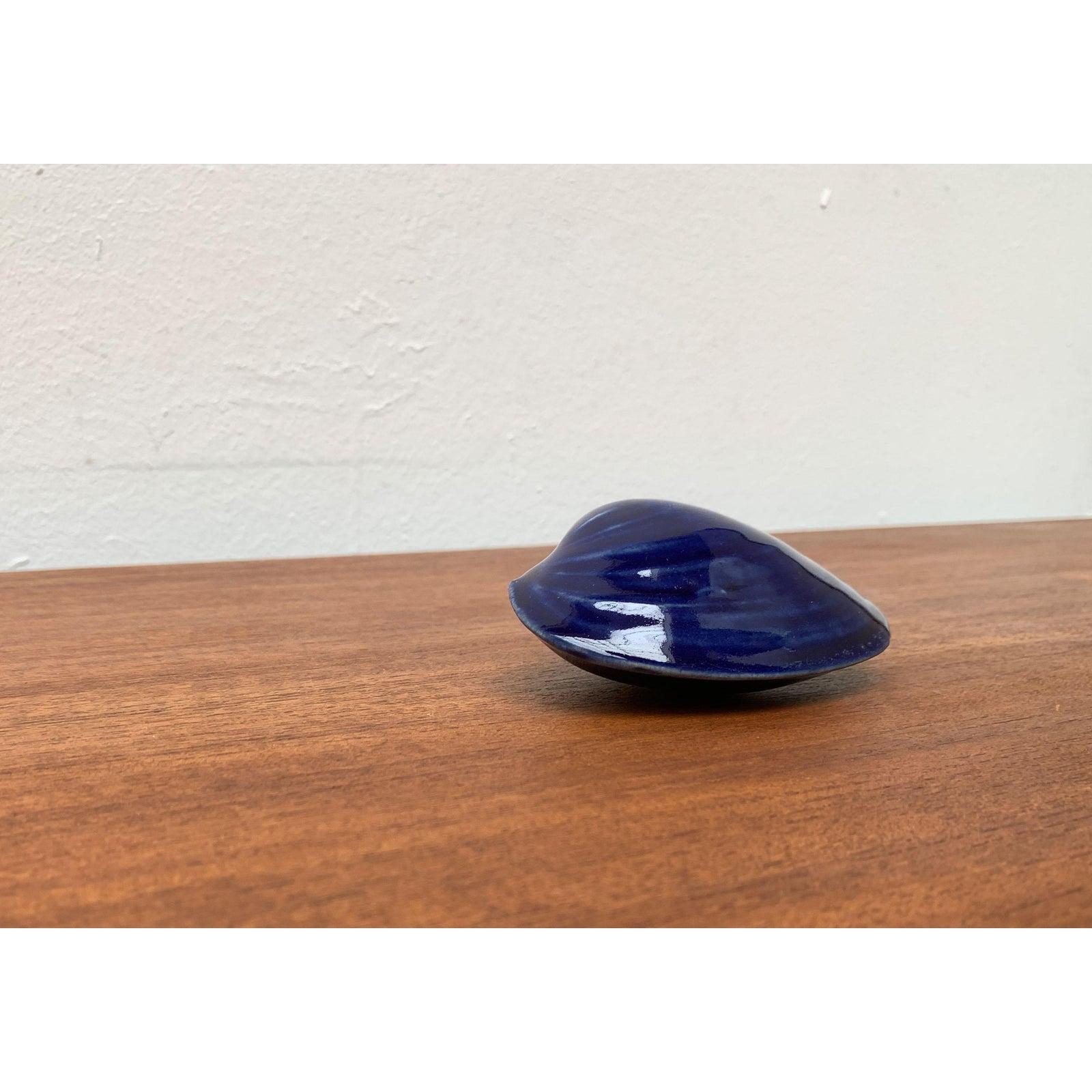 Vintage Ceramic Shell Sculpture For Sale 7