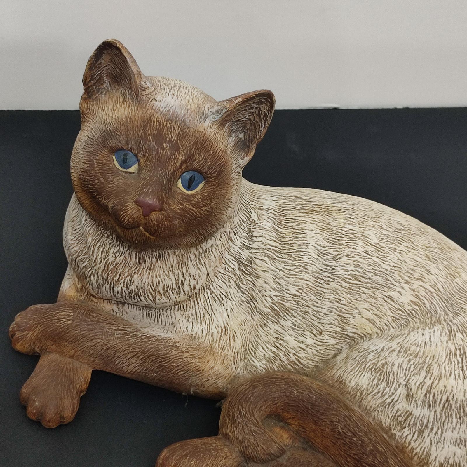 Vintage Collectible Ceramic Siamese Cat Sculpture Life Size For Sale 1