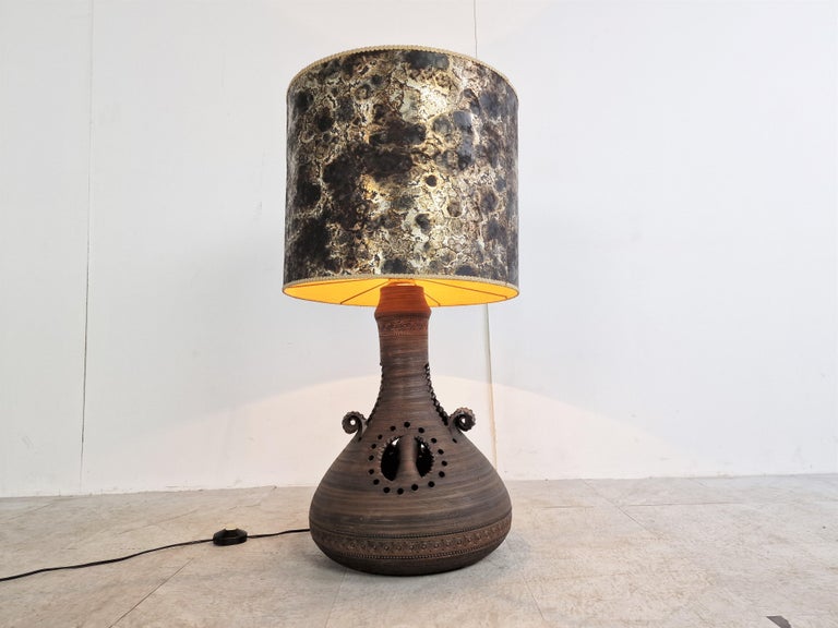 Vintage ceramic table lamp, 1960s For Sale at 1stDibs