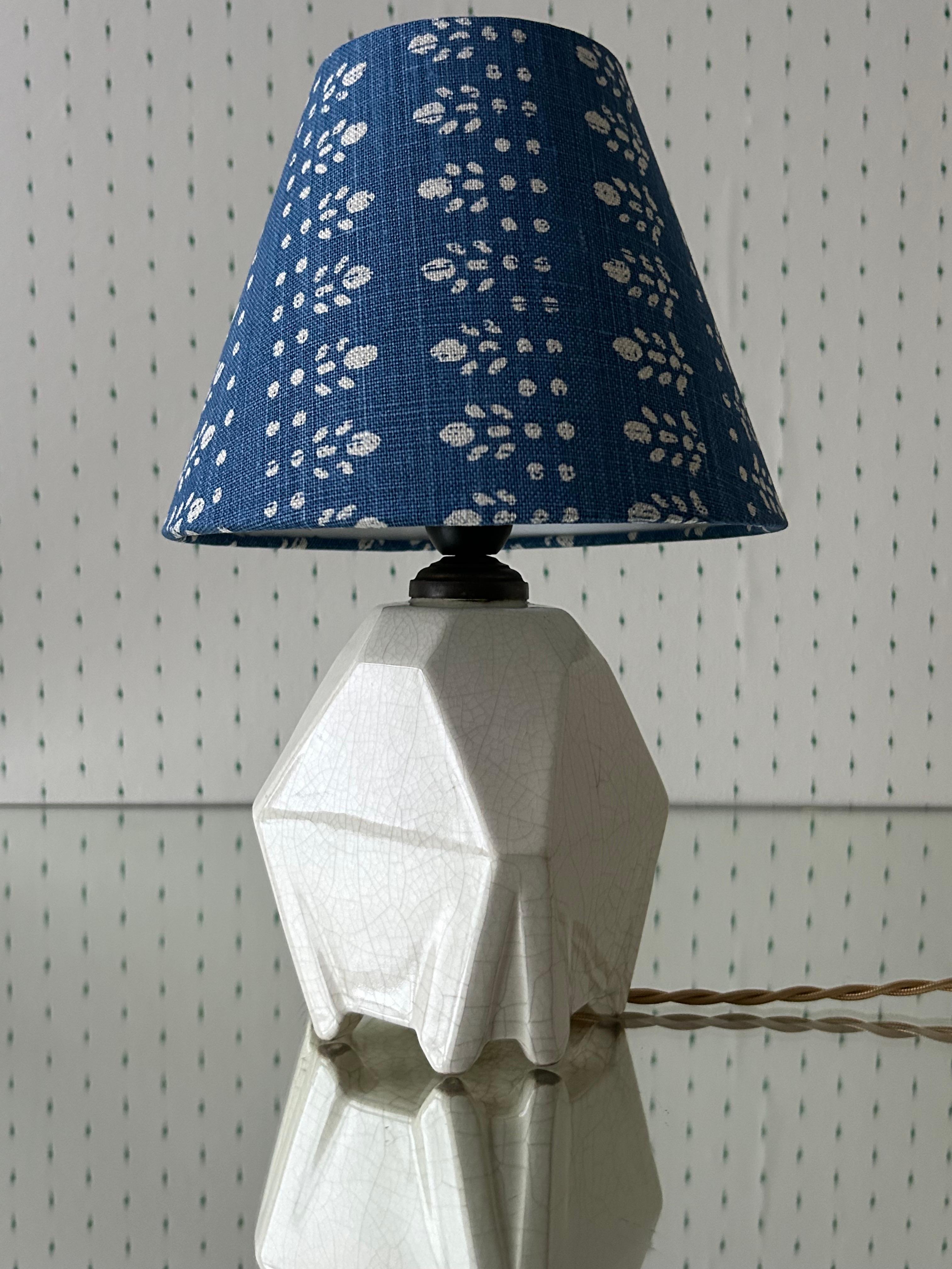 Glazed Vintage Ceramic Table Lamp in White with Customized Blue Shade, France, 1920s For Sale