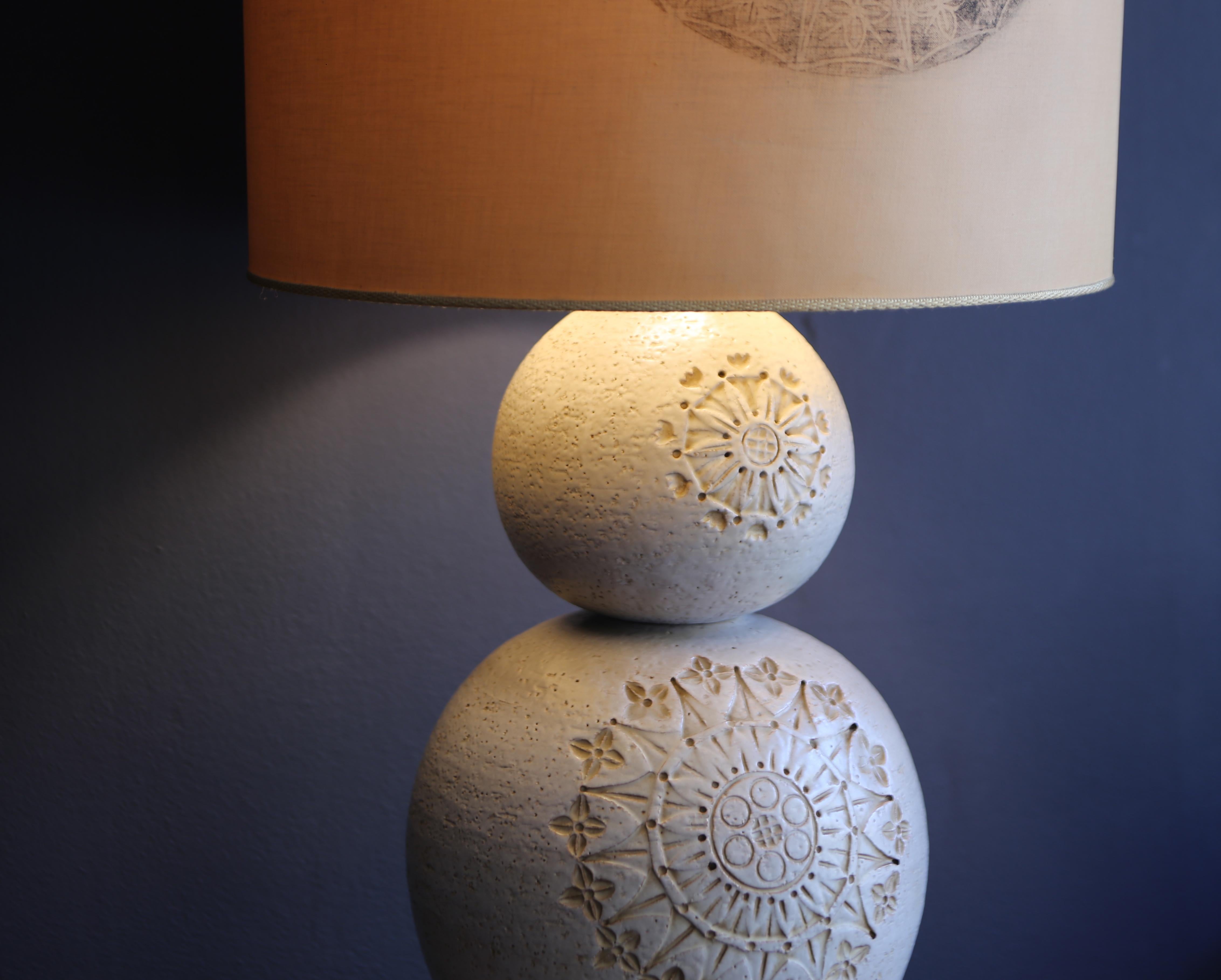 Vintage ceramic table lamp, 